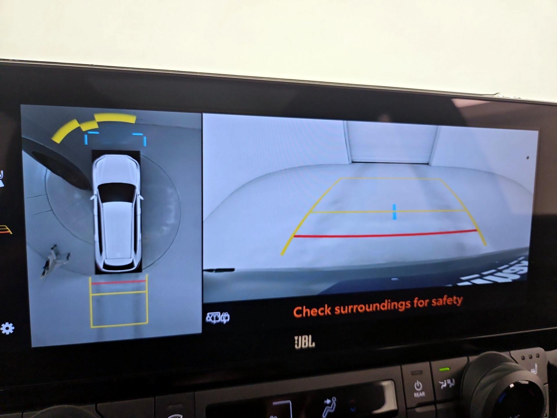 Thumbnail: 2026 Toyota Highlander - 14