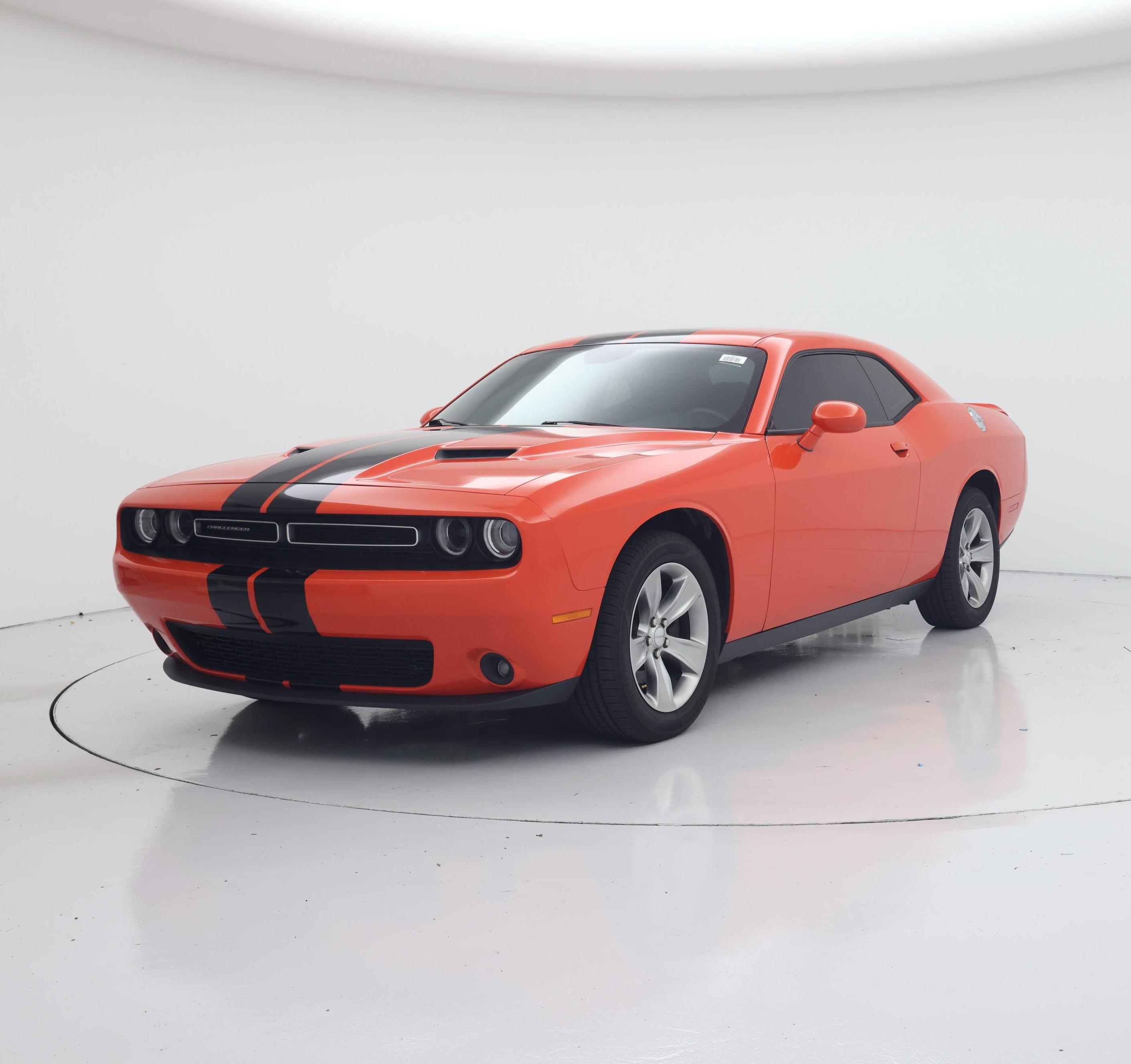 Thumbnail: 2018 Dodge Challenger - 4