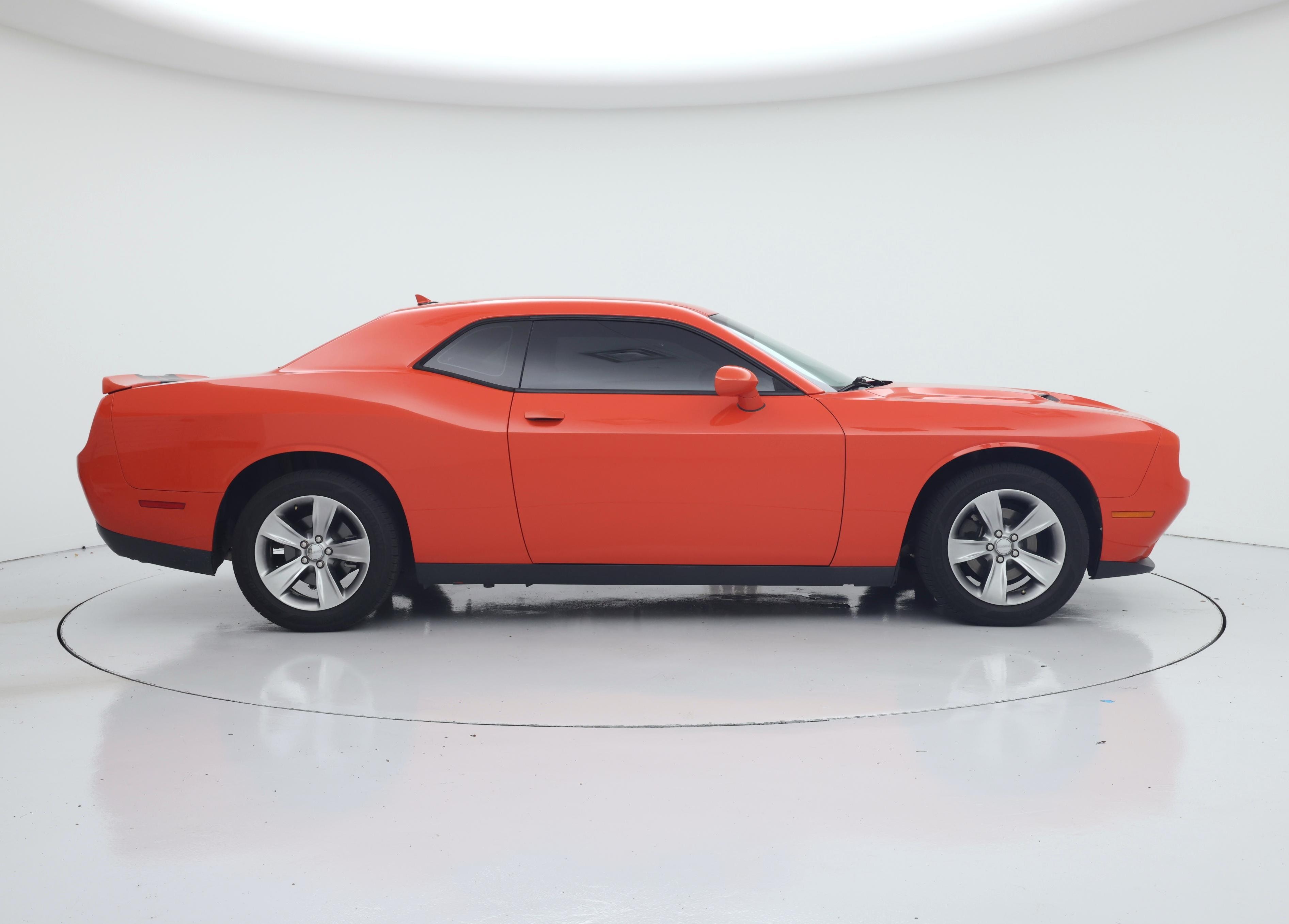 Thumbnail: 2018 Dodge Challenger - 7