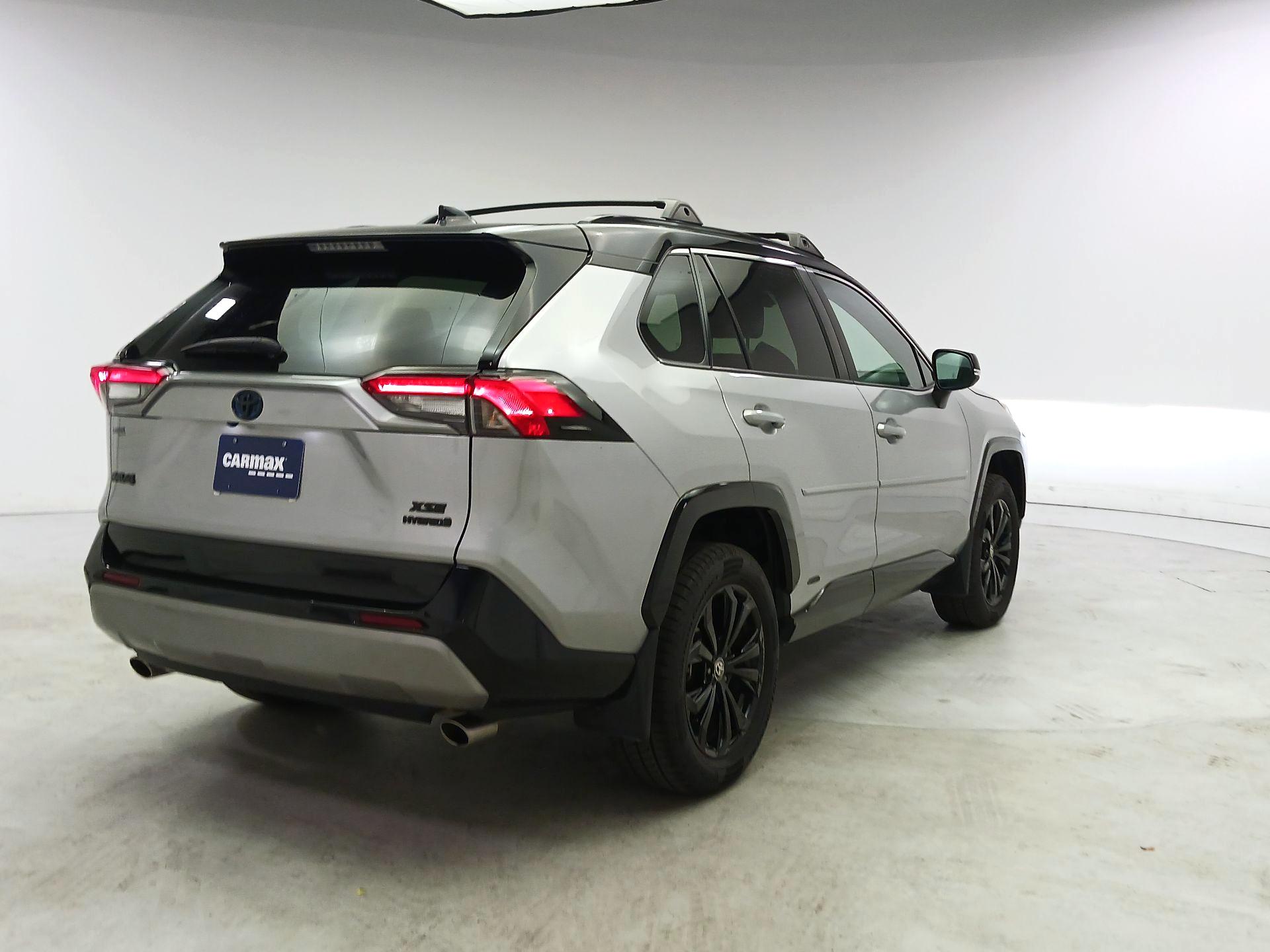 Thumbnail: 2022 Toyota RAV4 - 5