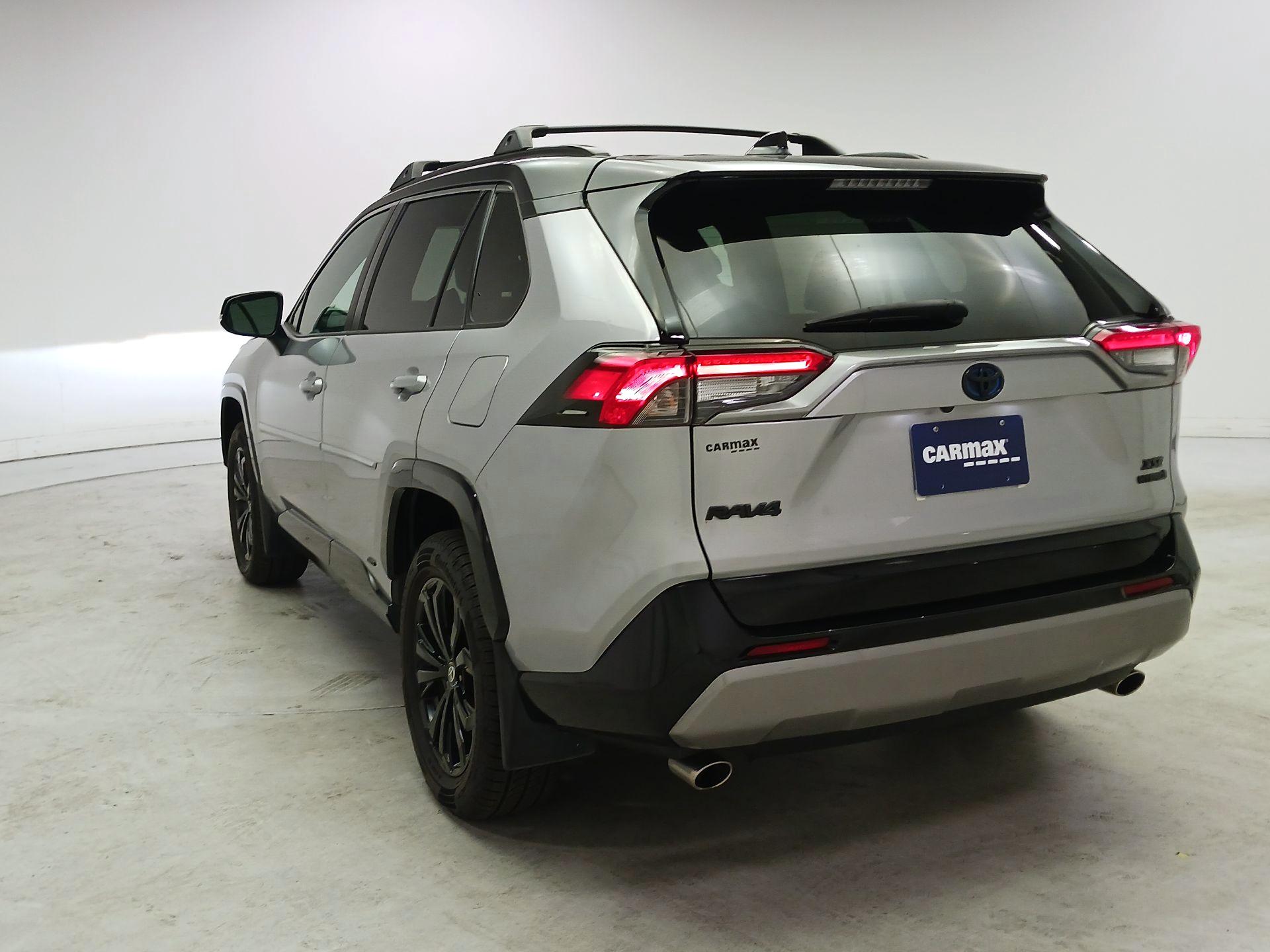 Thumbnail: 2022 Toyota RAV4 - 7