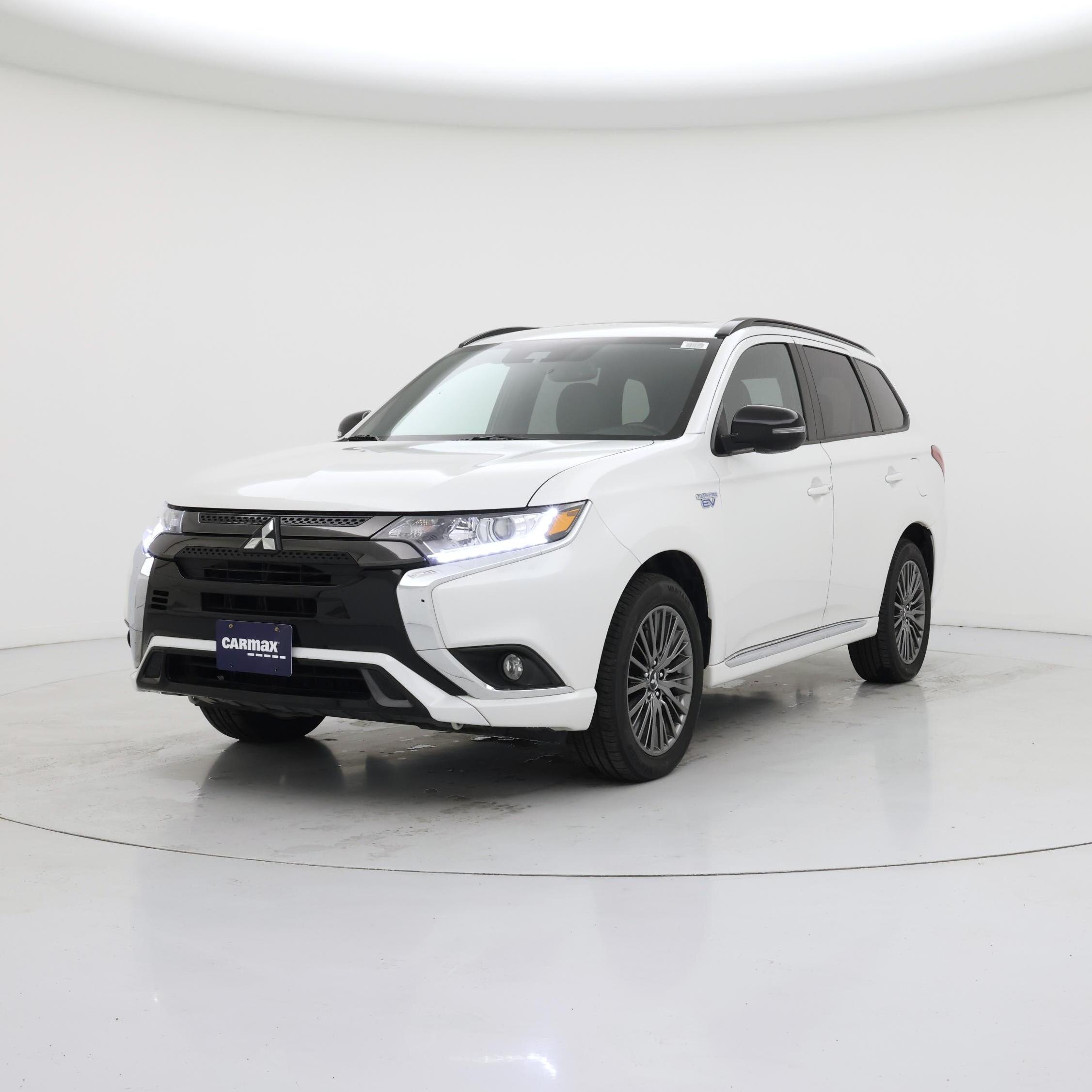 Thumbnail: 2021 Mitsubishi Outlander - 4