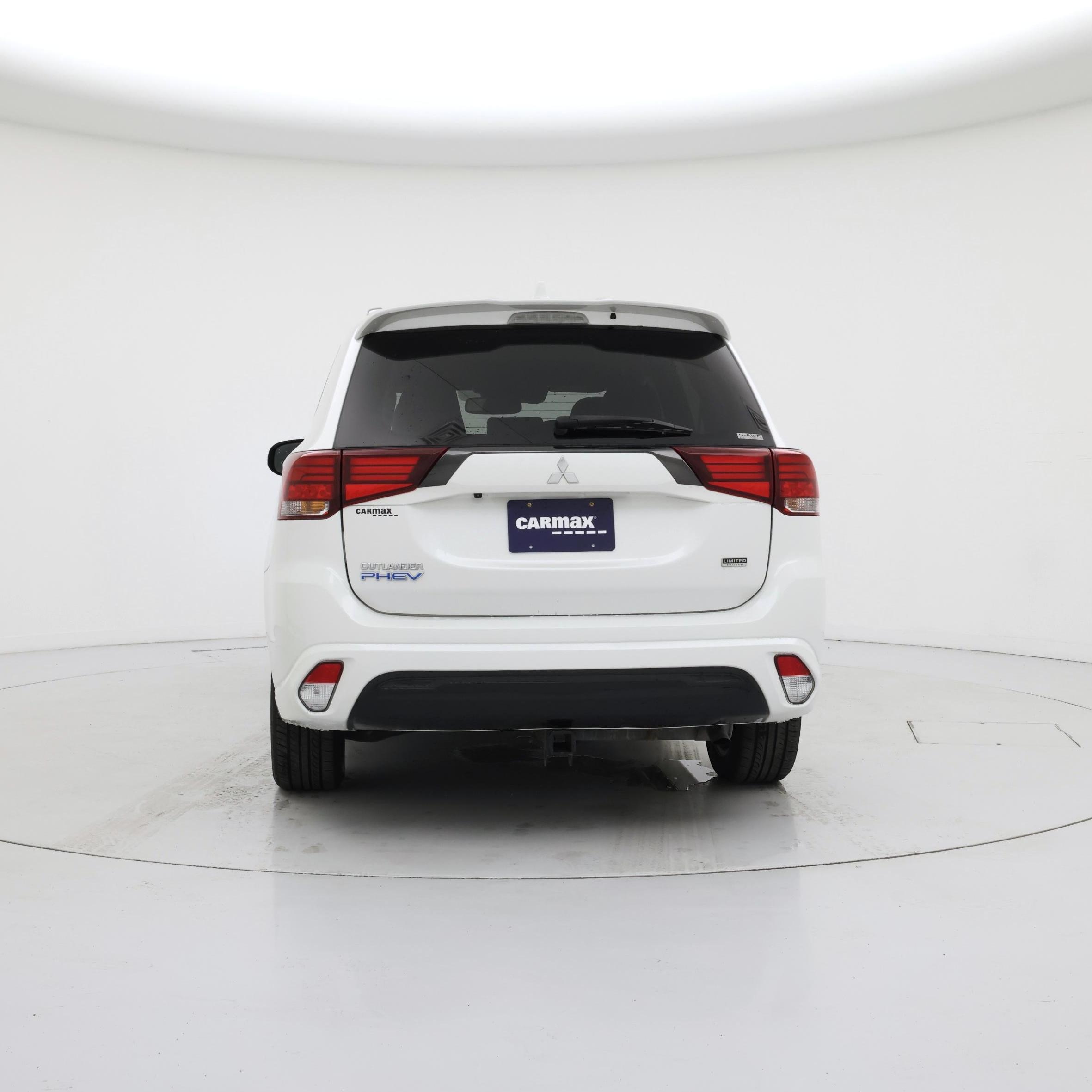 Thumbnail: 2021 Mitsubishi Outlander - 6