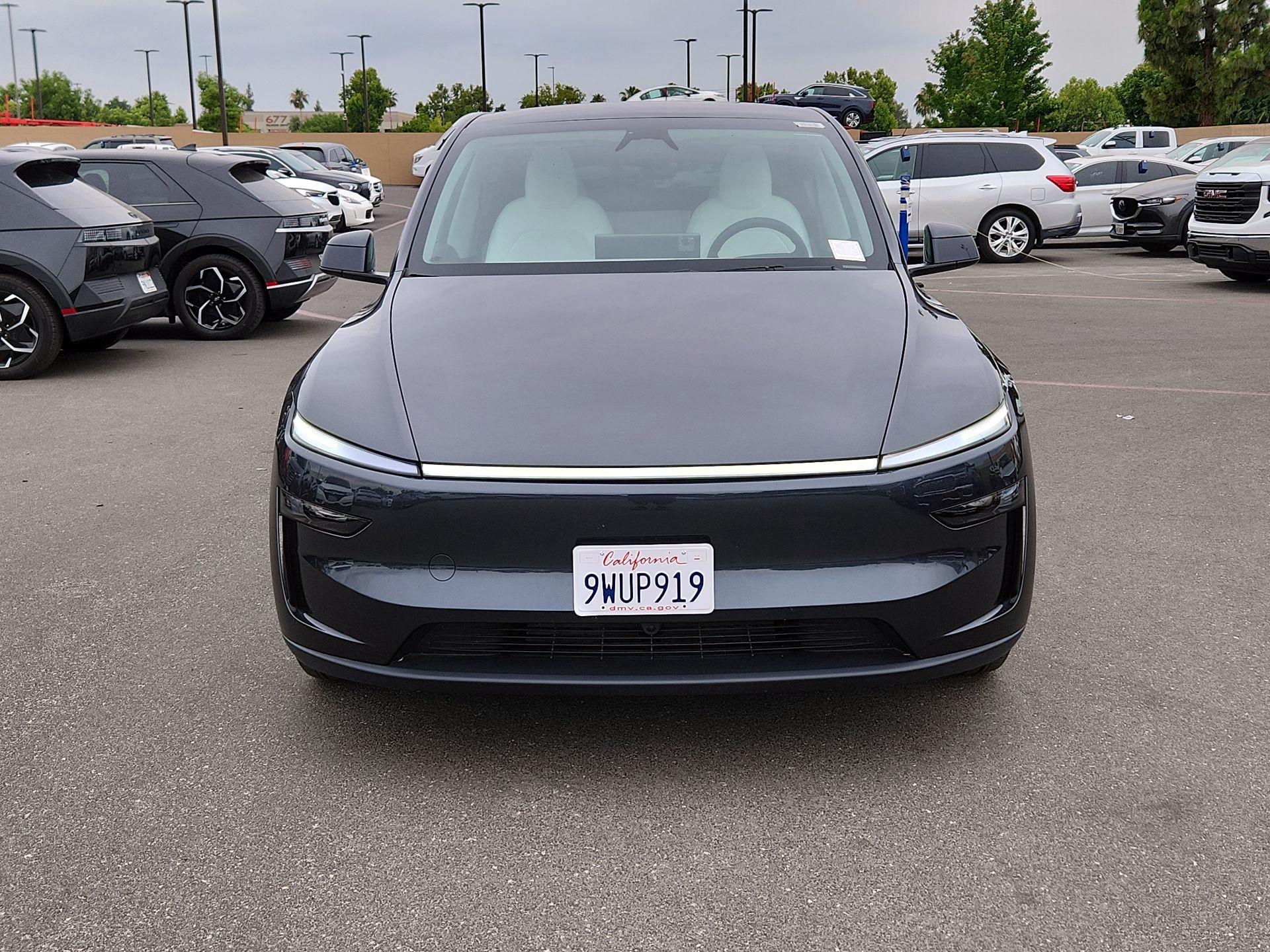 Thumbnail: 2026 Tesla Model Y - 2