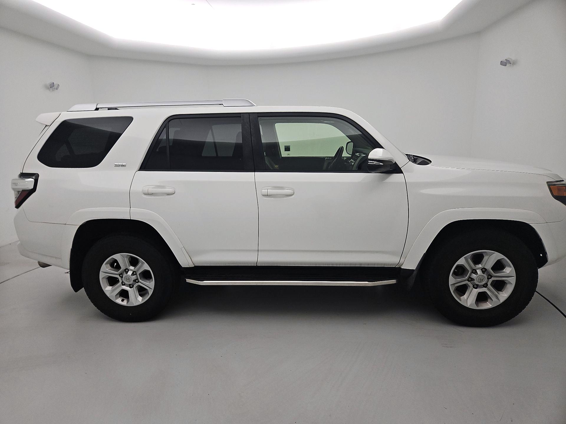 Thumbnail: 2017 Toyota 4Runner - 4