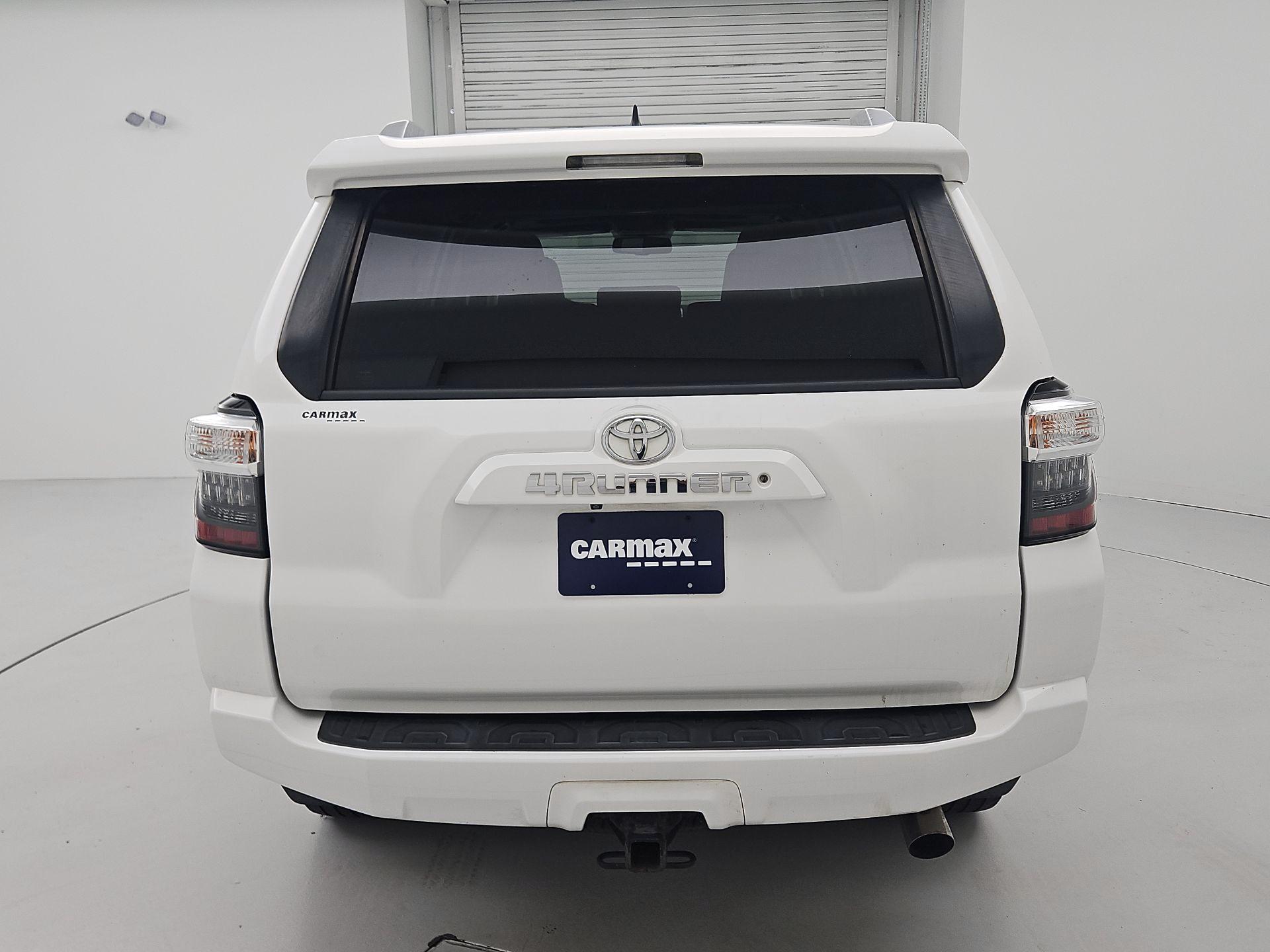 Thumbnail: 2017 Toyota 4Runner - 6