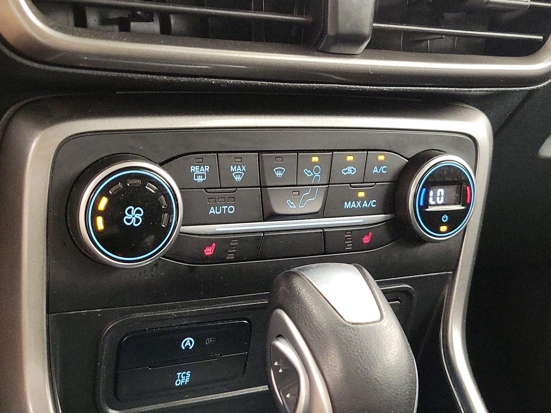 Thumbnail: 2020 Ford EcoSport - 16