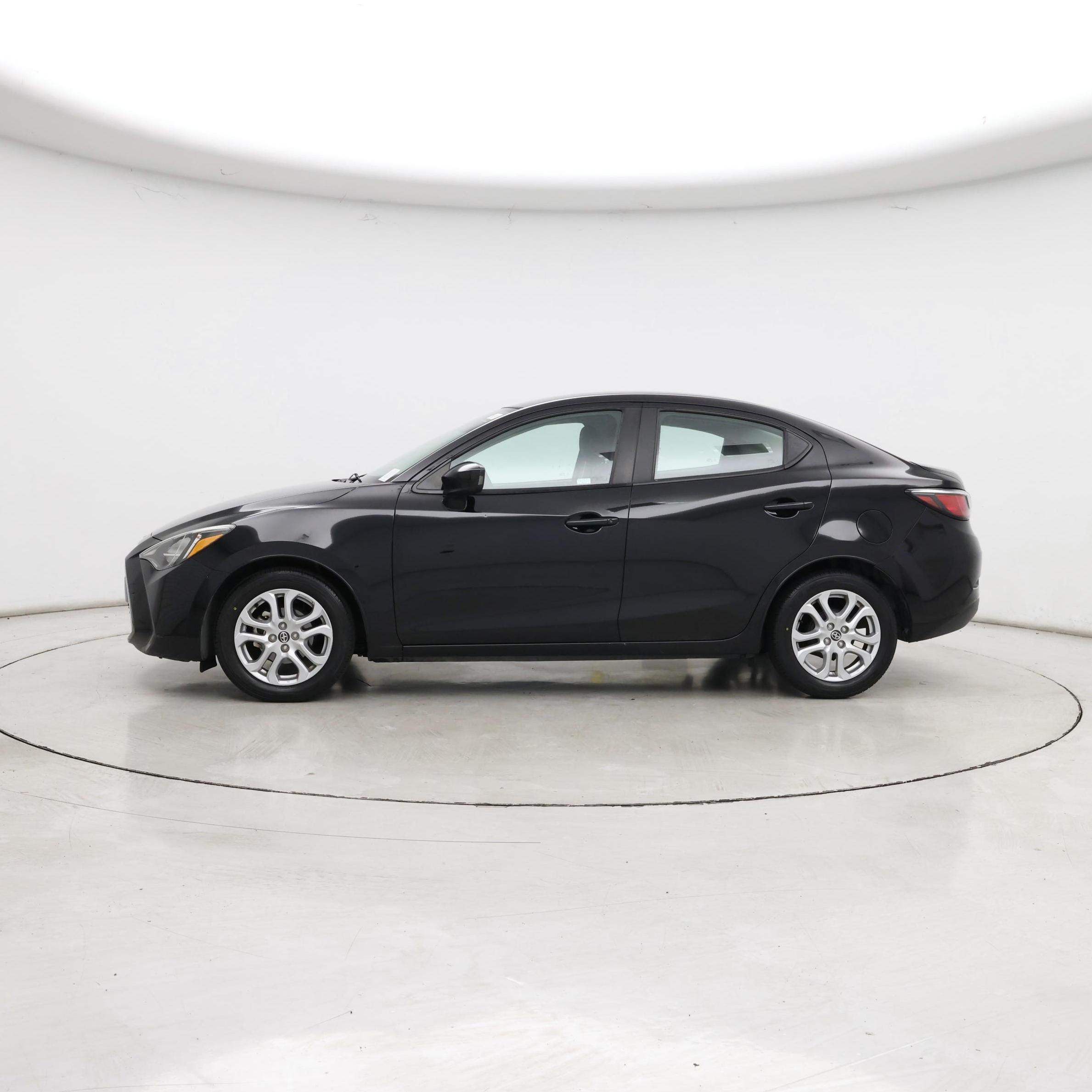 Thumbnail: 2016 Scion iA - 3