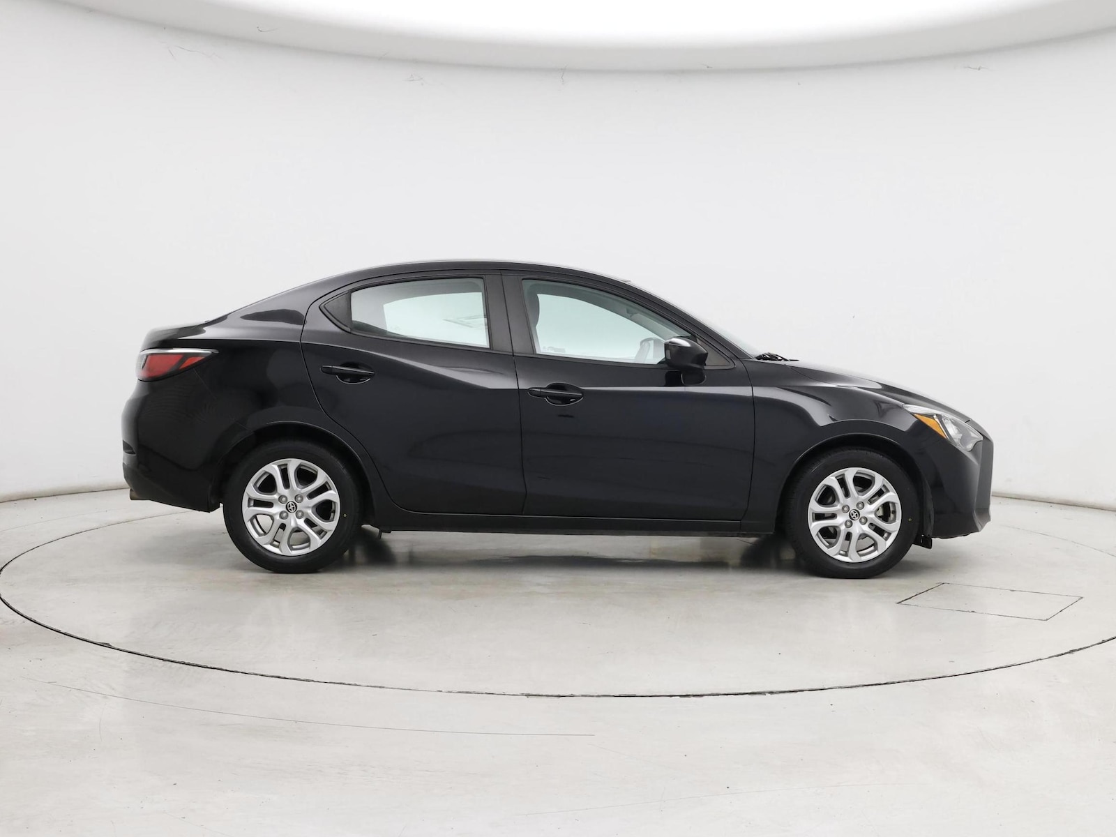 2016 Scion iA Base - Photo 8