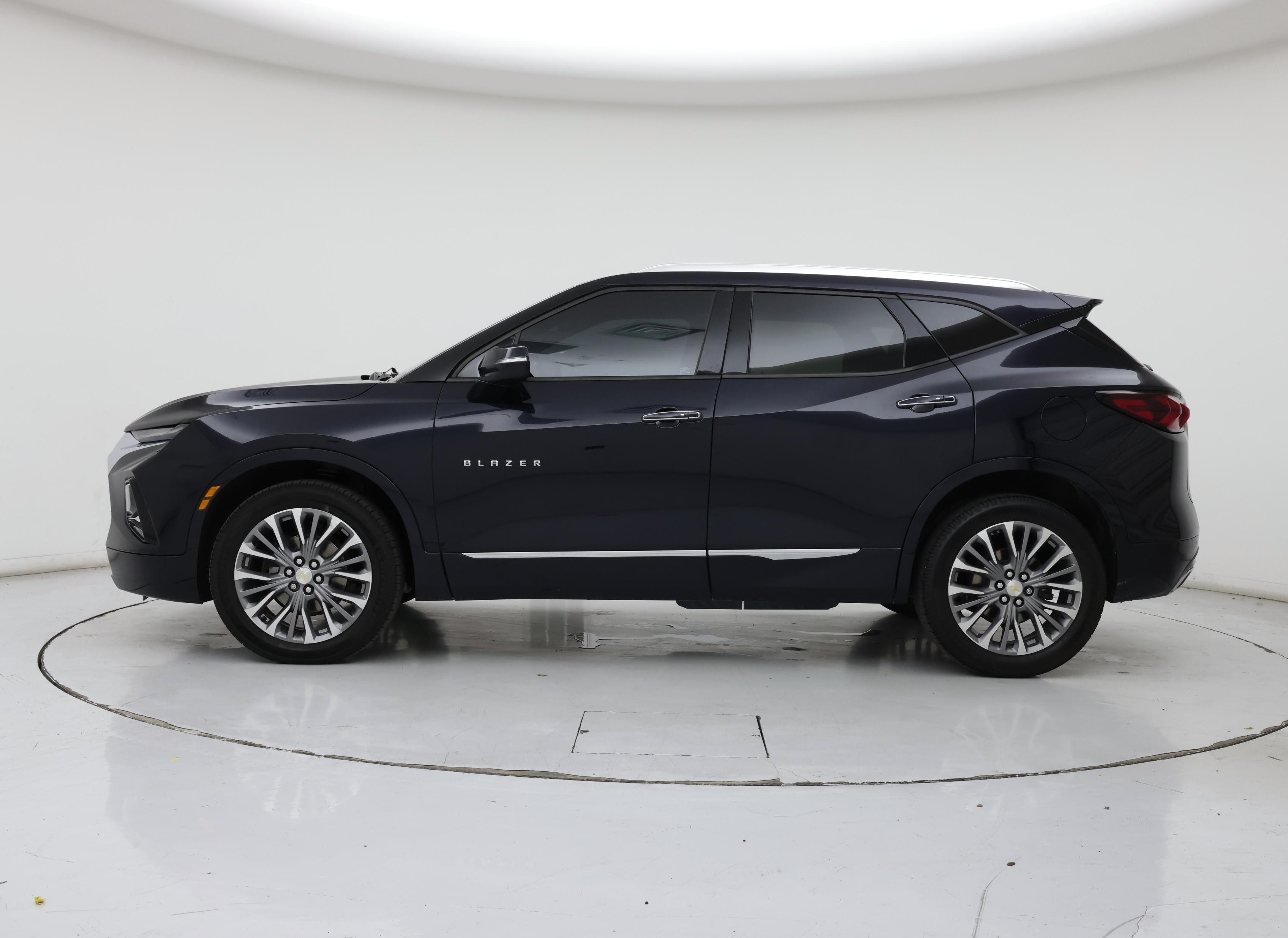 Thumbnail: 2020 Chevrolet Blazer - 3
