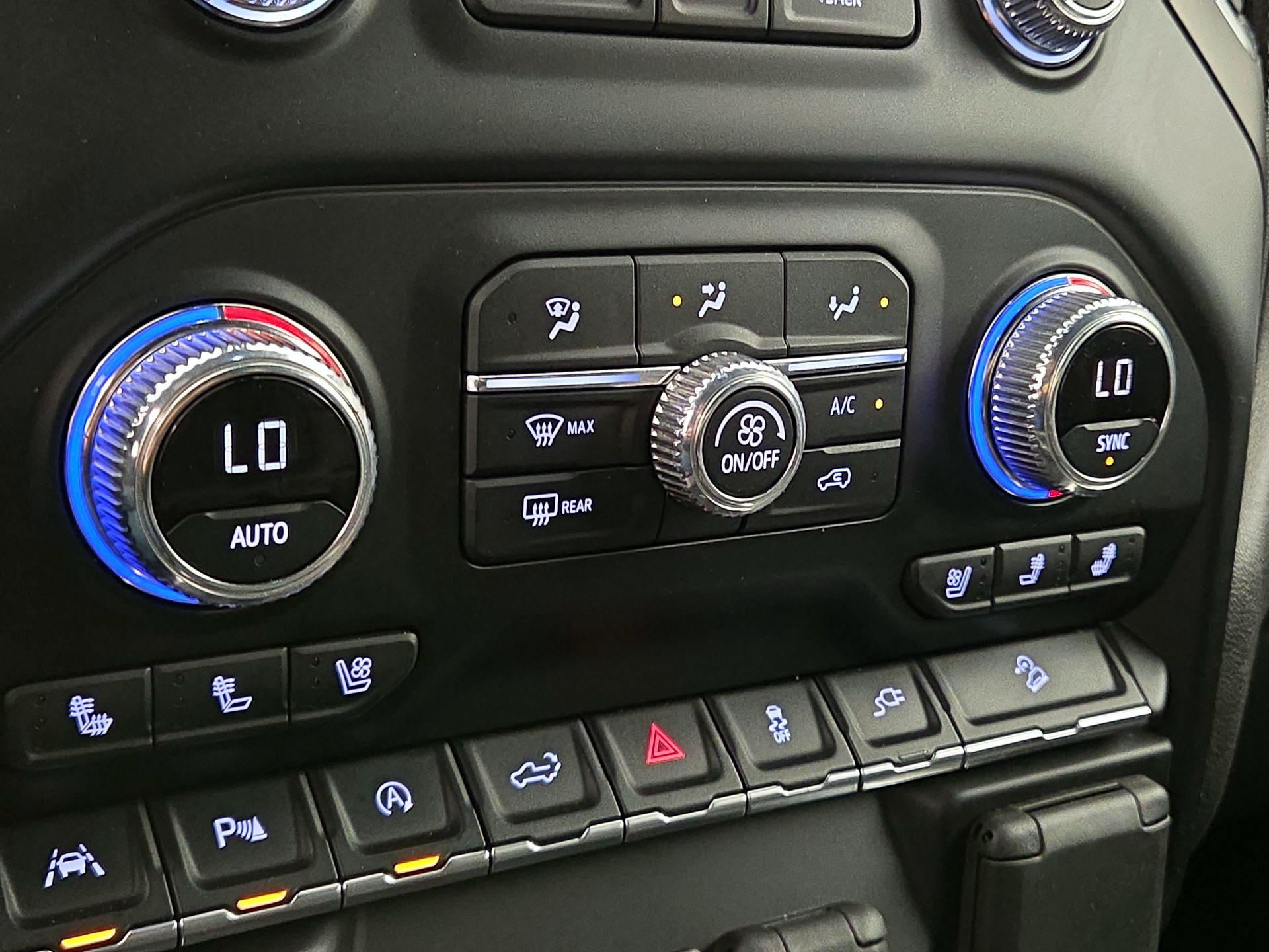 Thumbnail: 2020 GMC Sierra 1500 - 17