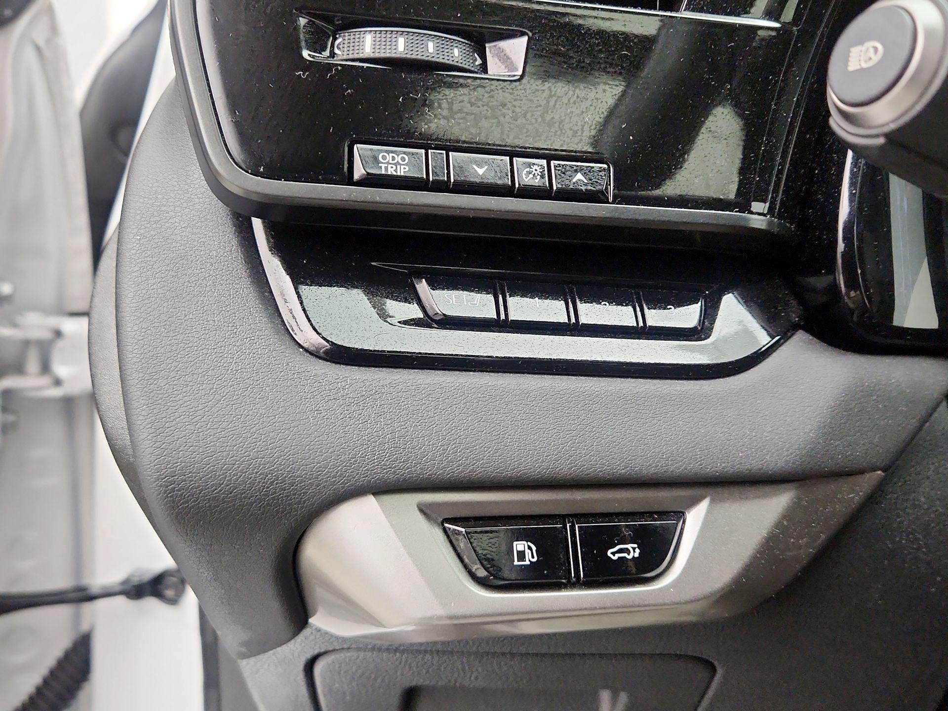 Thumbnail: 2023 Lexus RX - 13