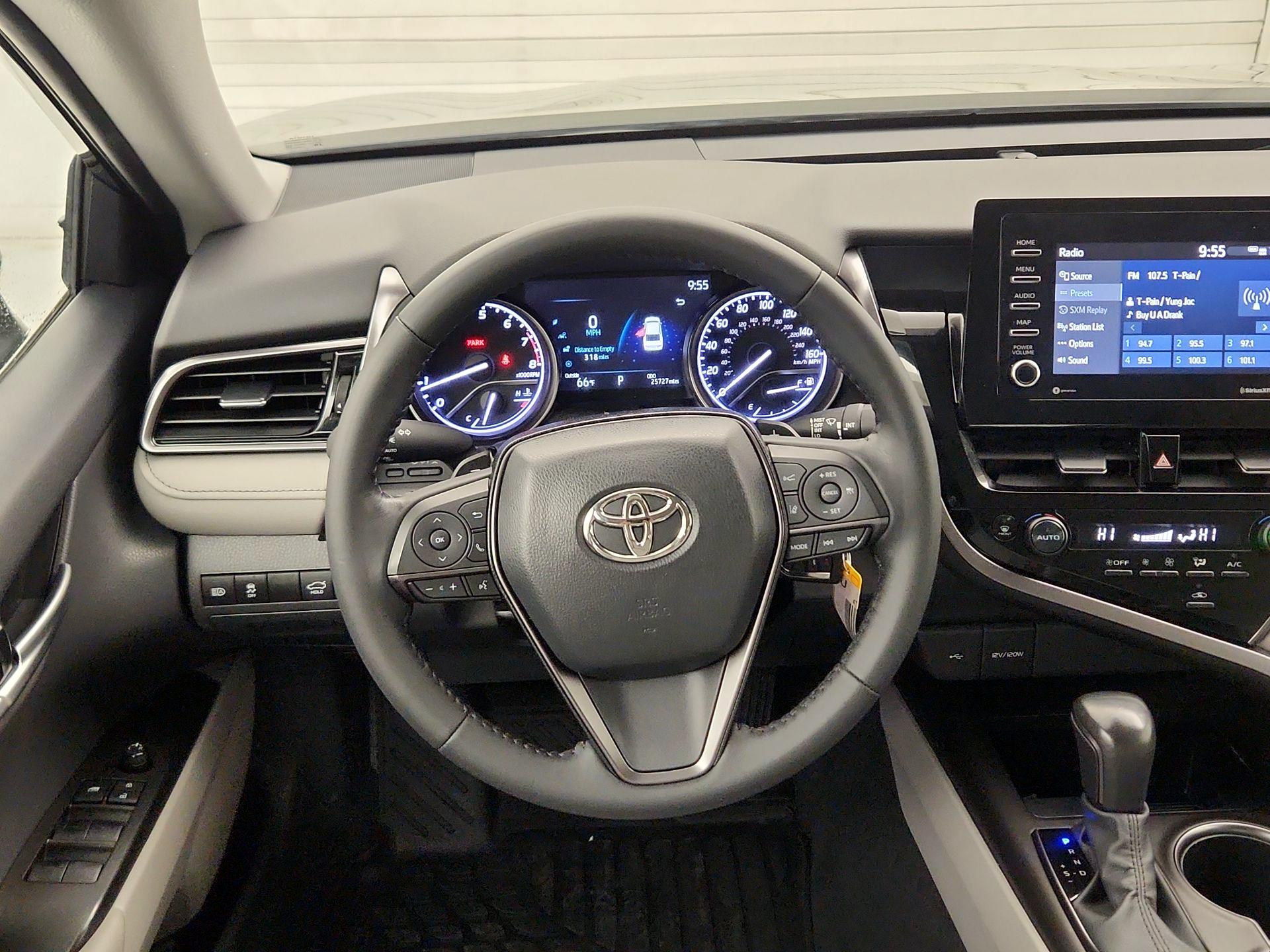 Thumbnail: 2023 Toyota Camry - 10
