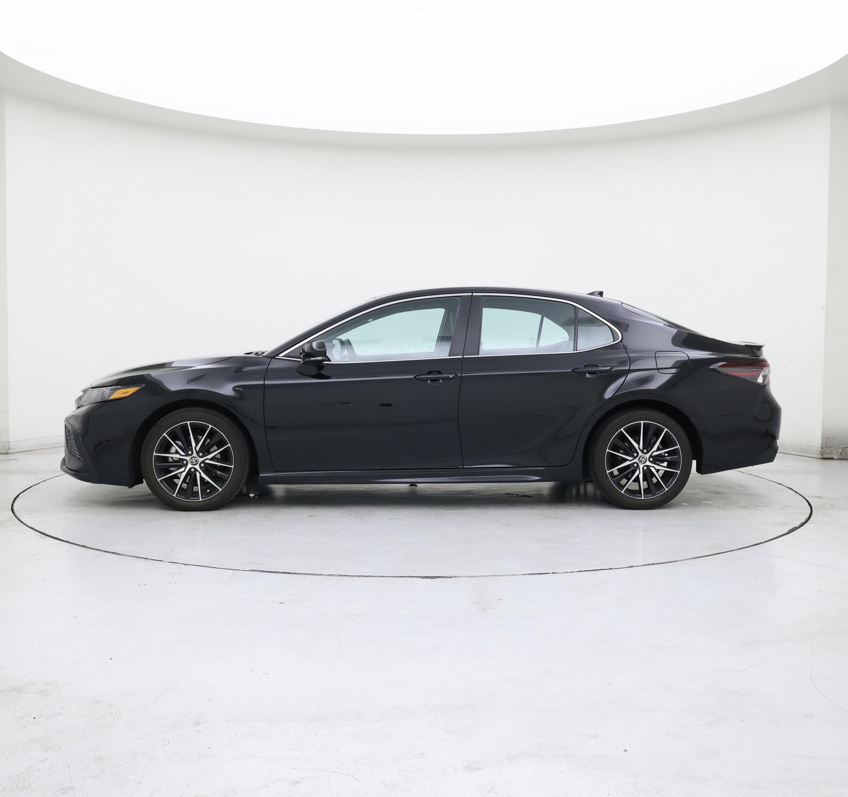 Thumbnail: 2023 Toyota Camry - 3