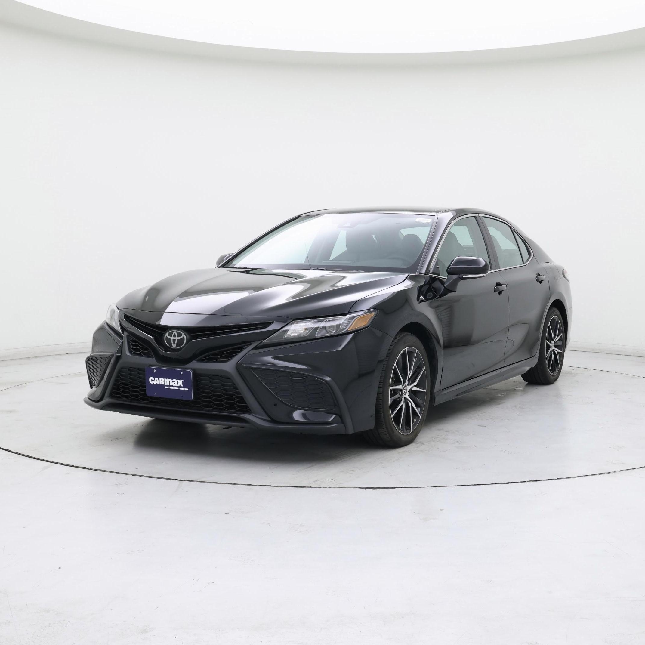 Thumbnail: 2023 Toyota Camry - 4