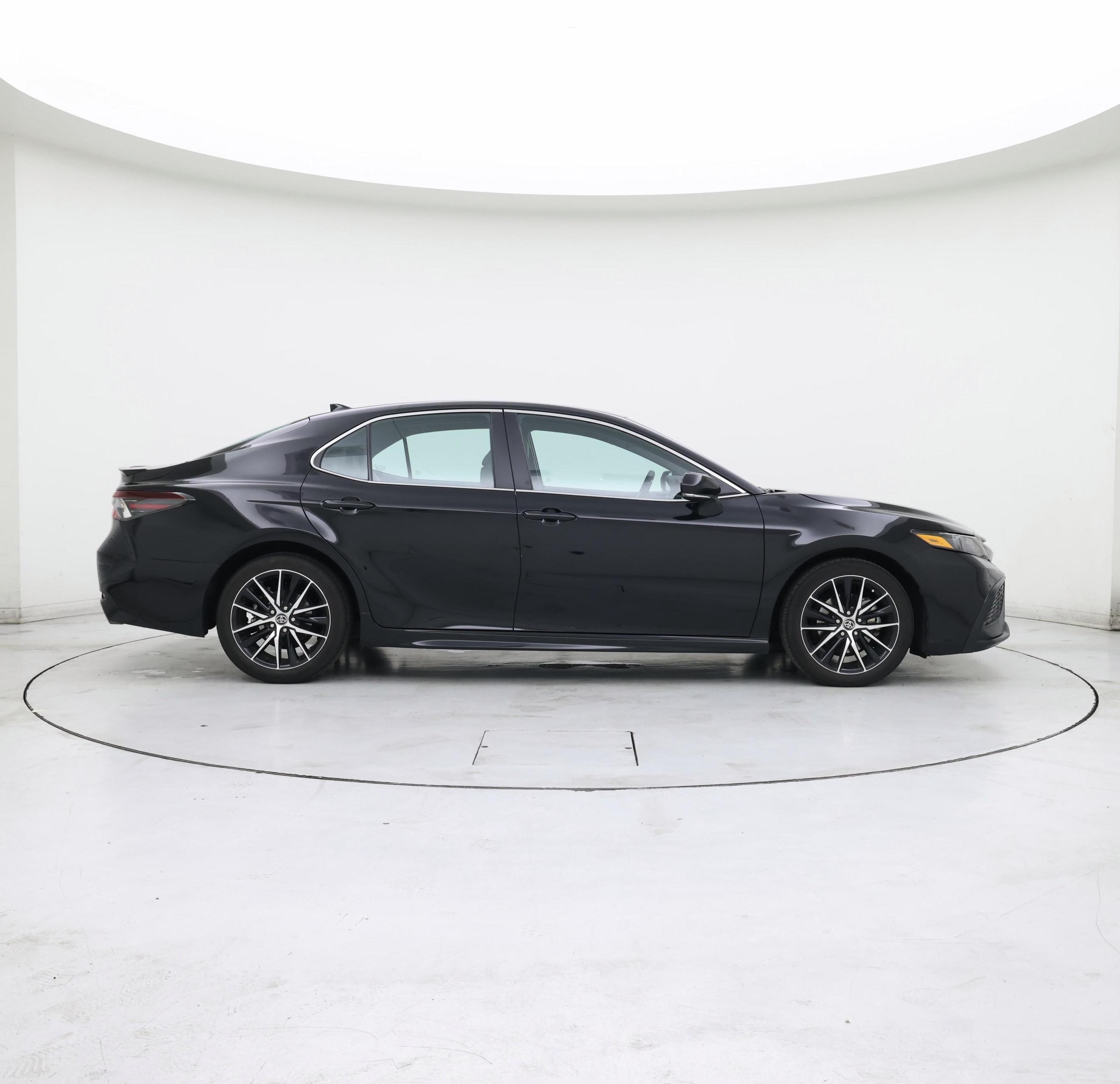 Thumbnail: 2023 Toyota Camry - 7