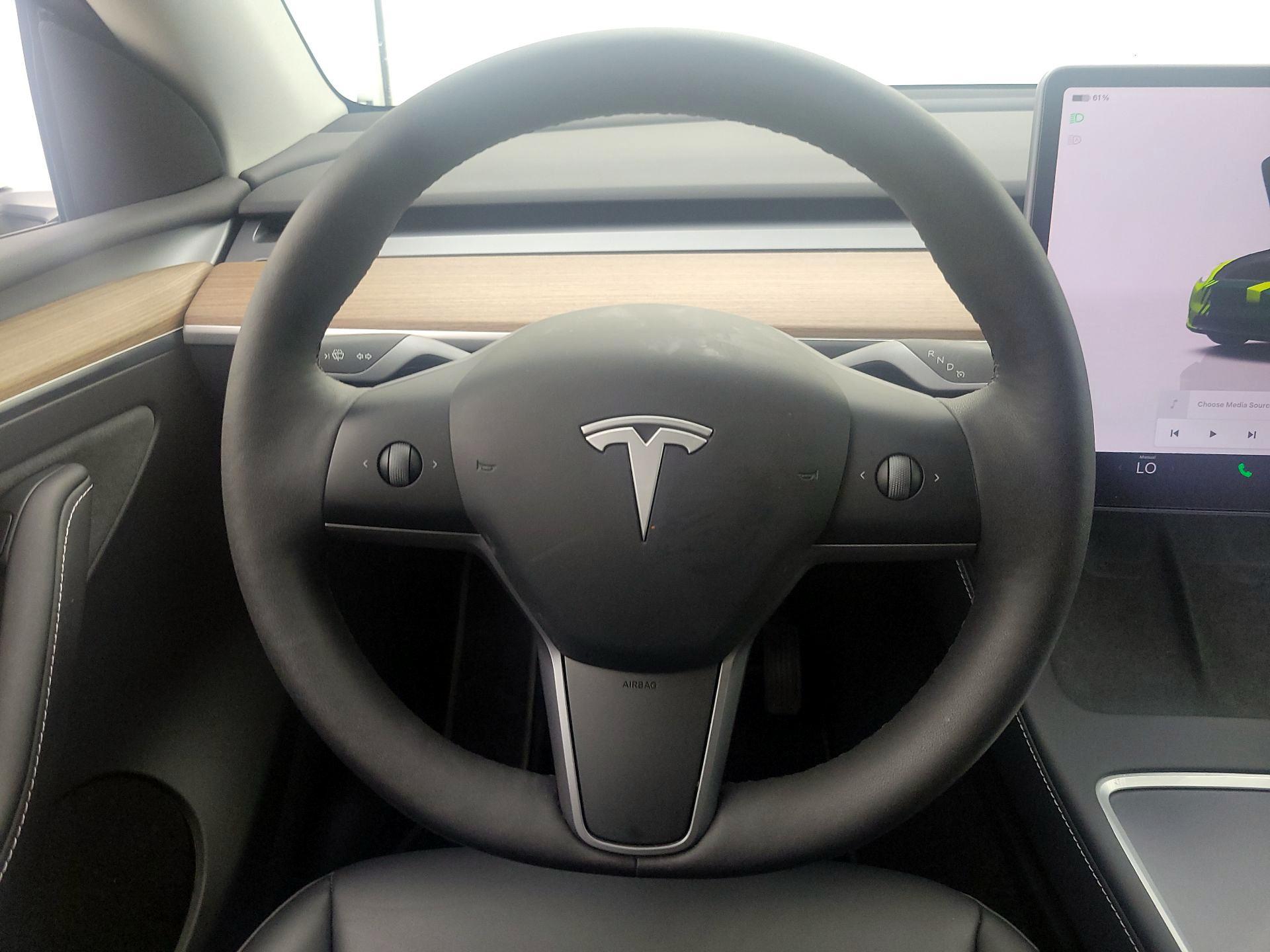 Thumbnail: 2023 Tesla Model Y - 10
