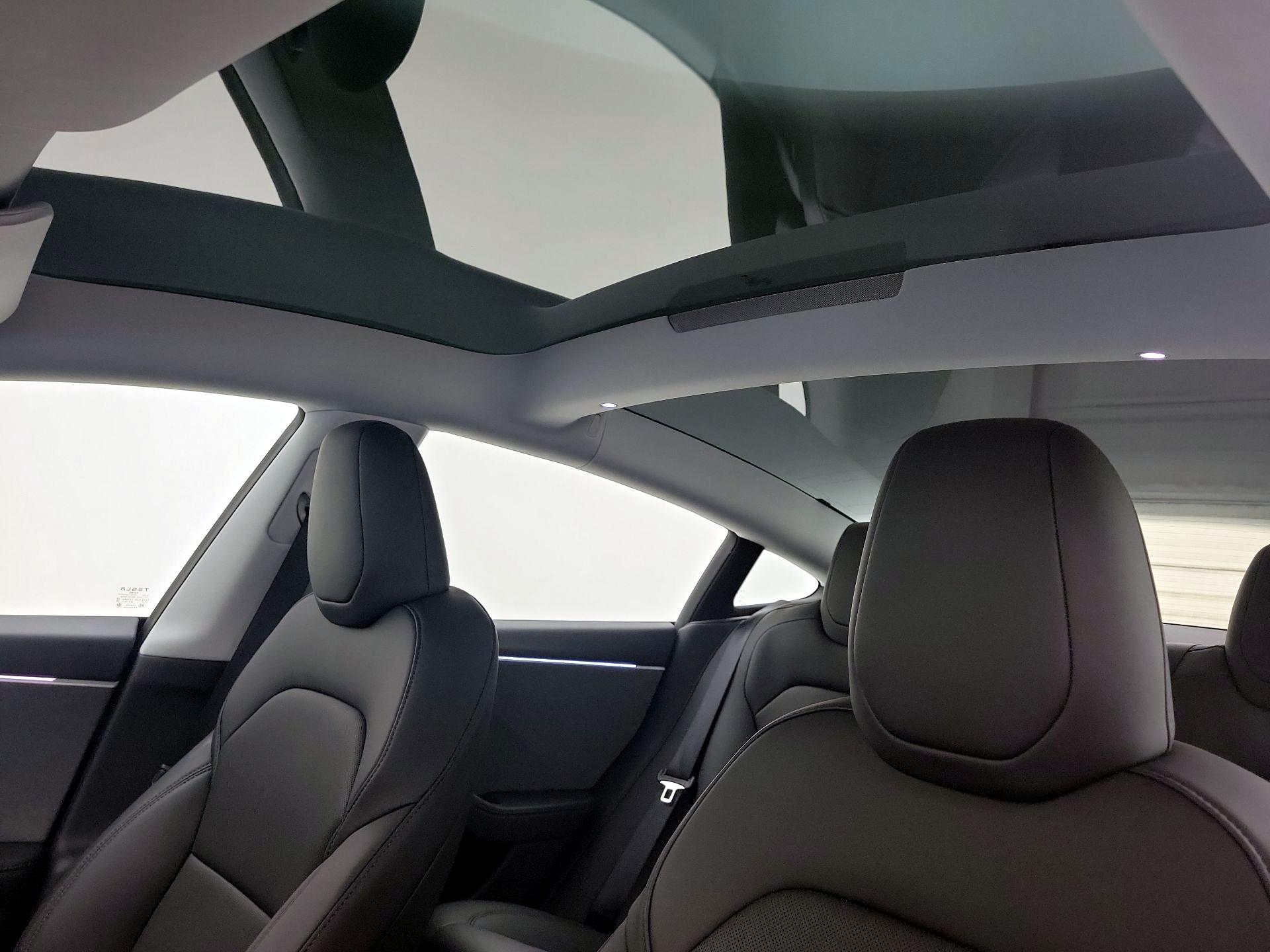 Thumbnail: 2025 Tesla Model 3 - 19