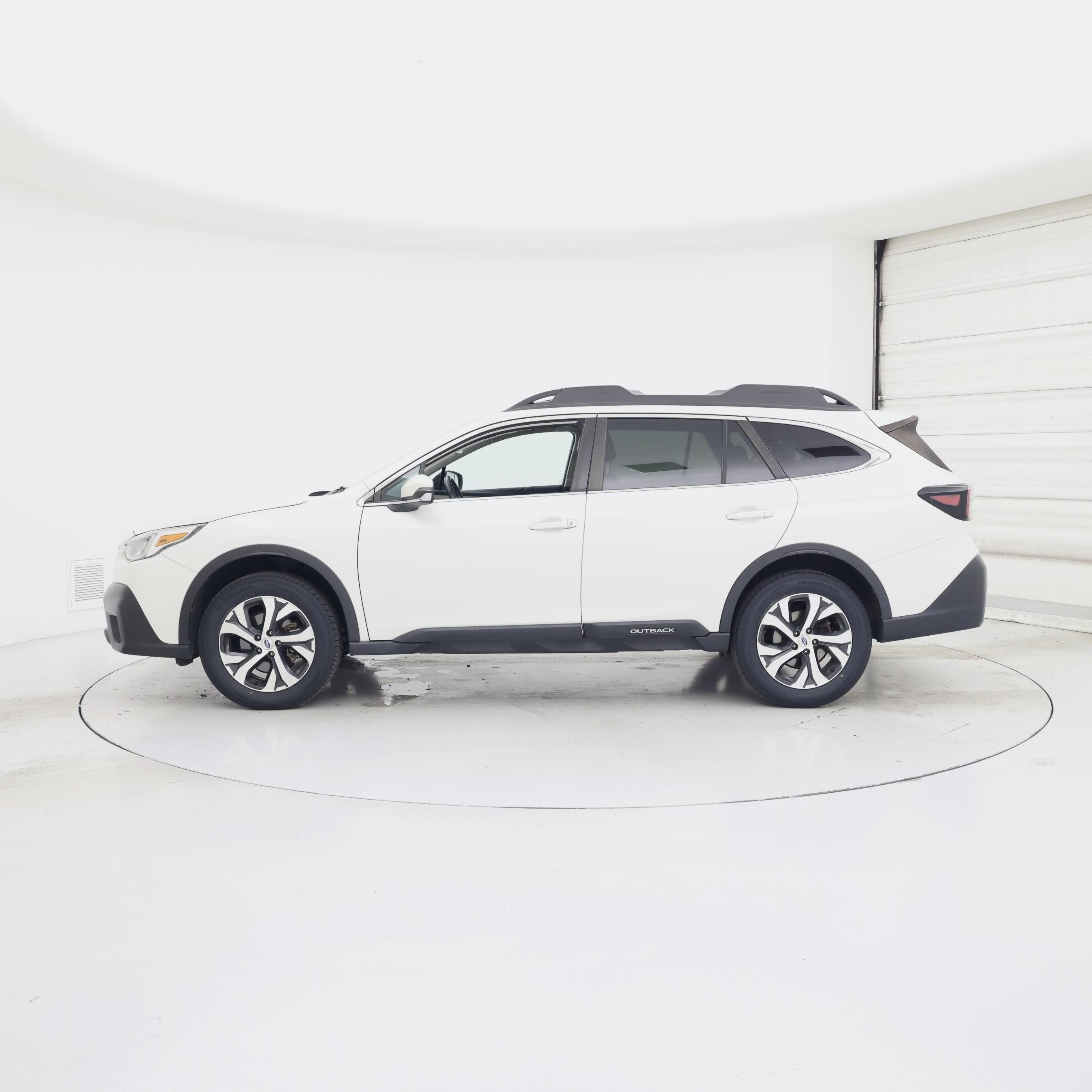 Thumbnail: 2022 Subaru Outback - 3