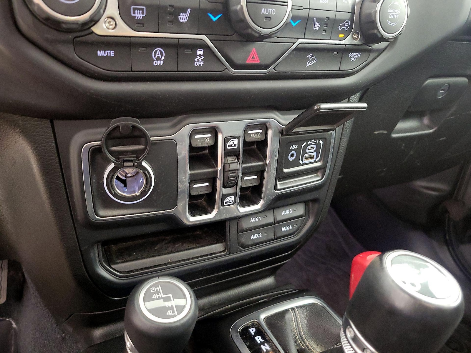 2019 Jeep Wrangler Unlimited Sahara - Photo 19