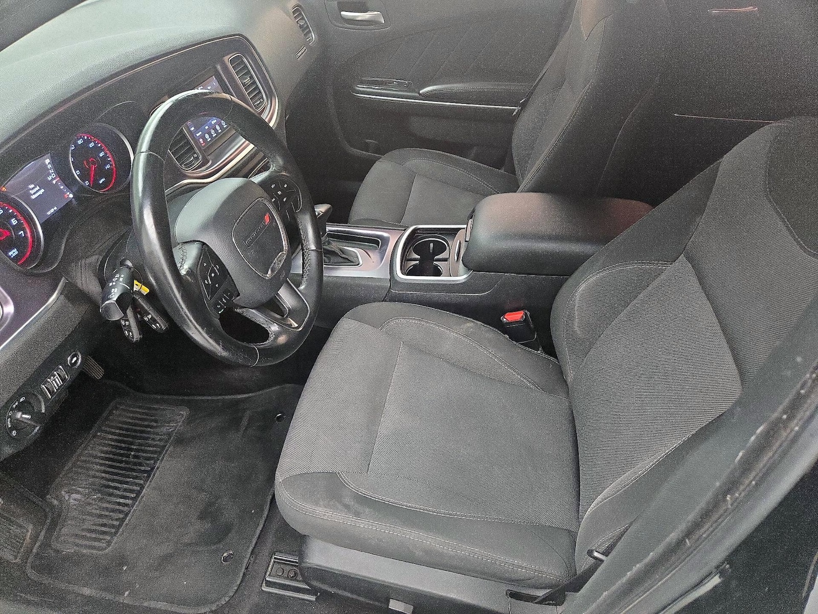 Power Seat(s) & Side Airbags