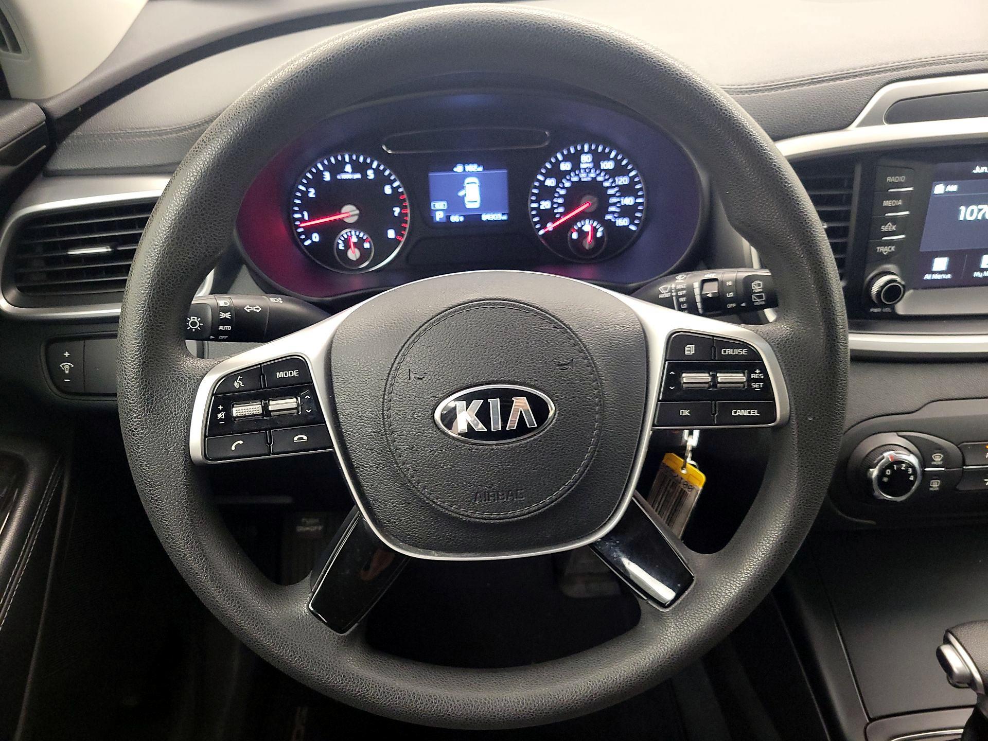 Thumbnail: 2020 Kia Sorento - 10