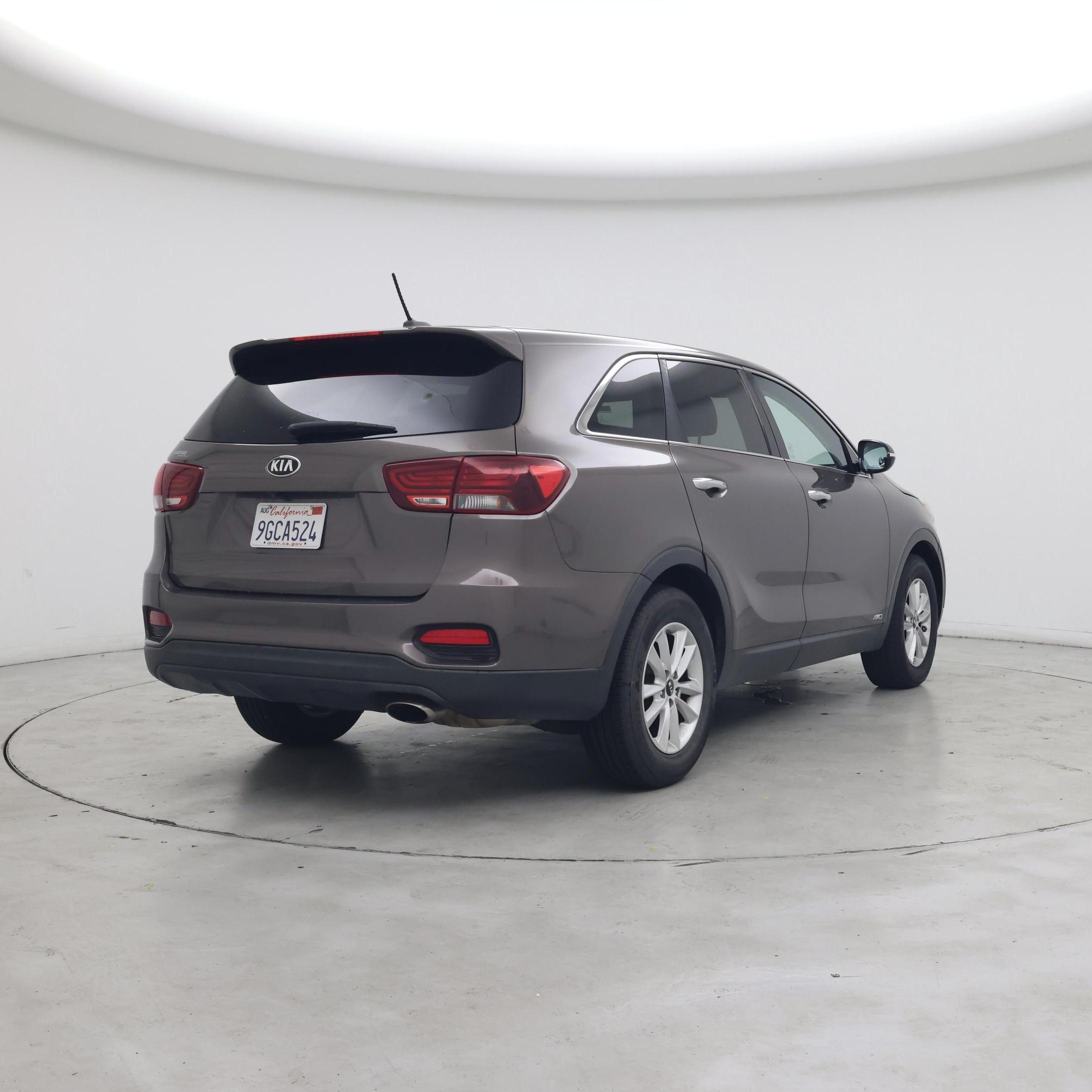 Thumbnail: 2020 Kia Sorento - 8