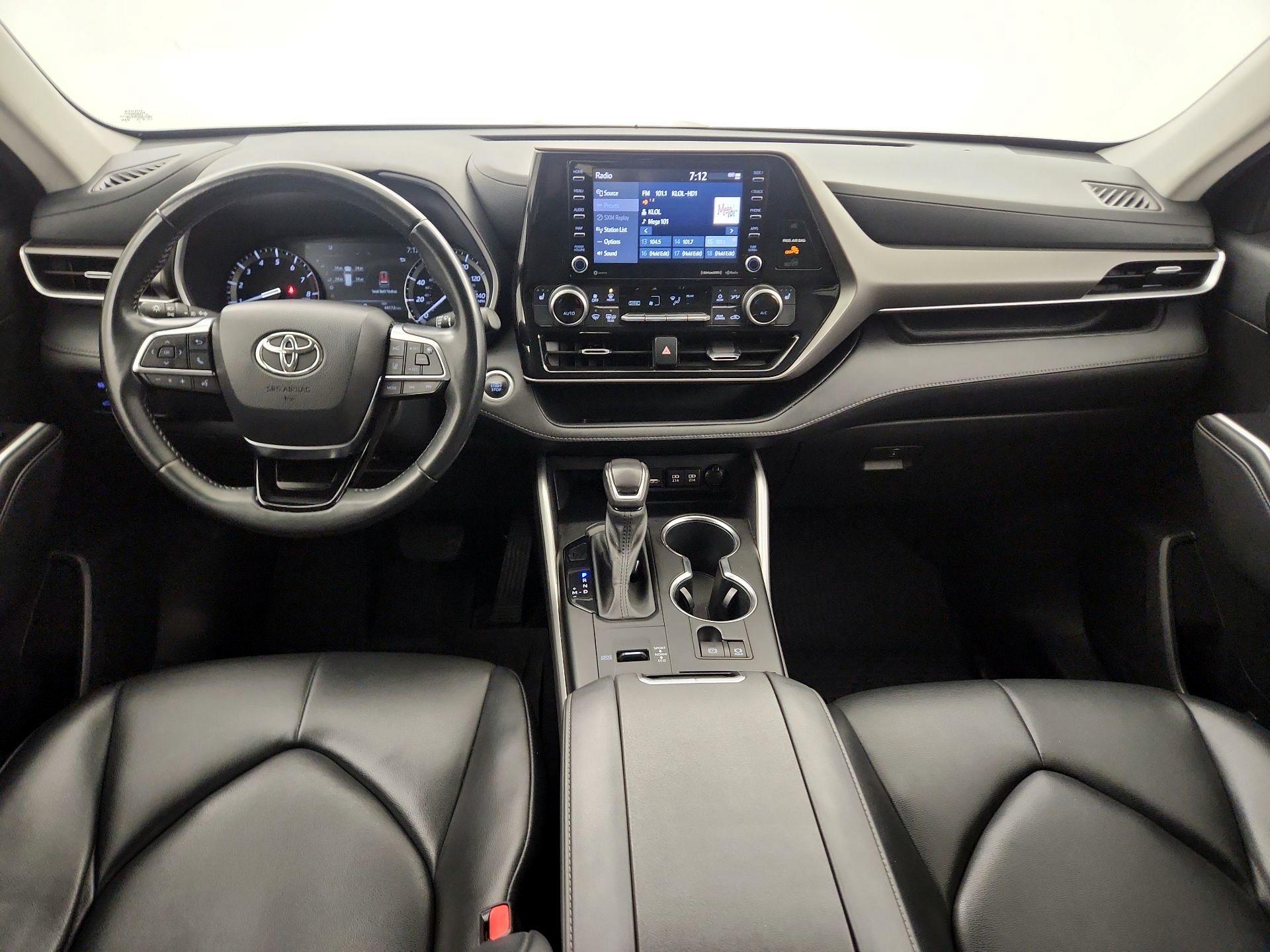 Thumbnail: 2021 Toyota Highlander - 8