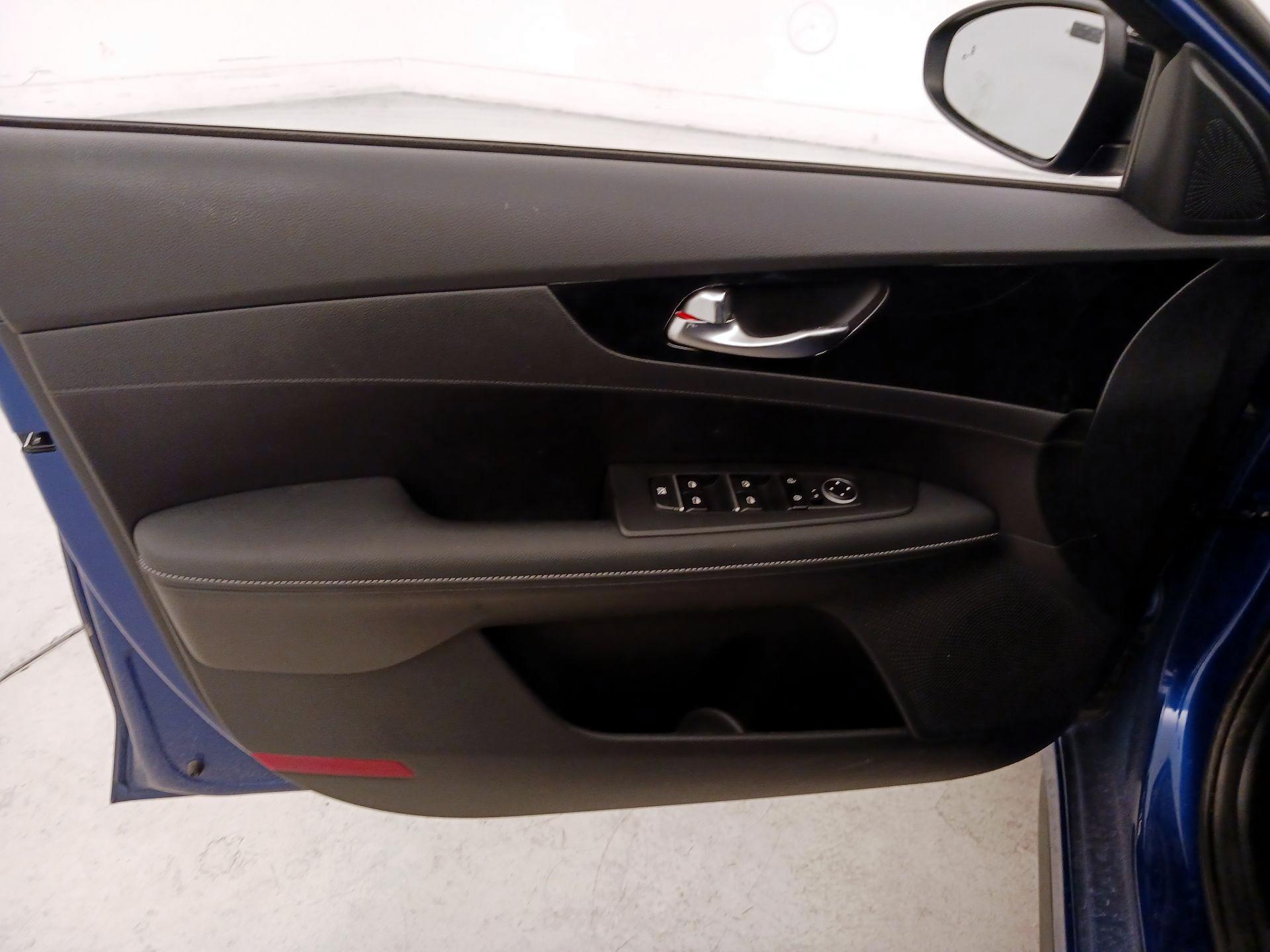 Thumbnail: 2024 Kia Forte - 12