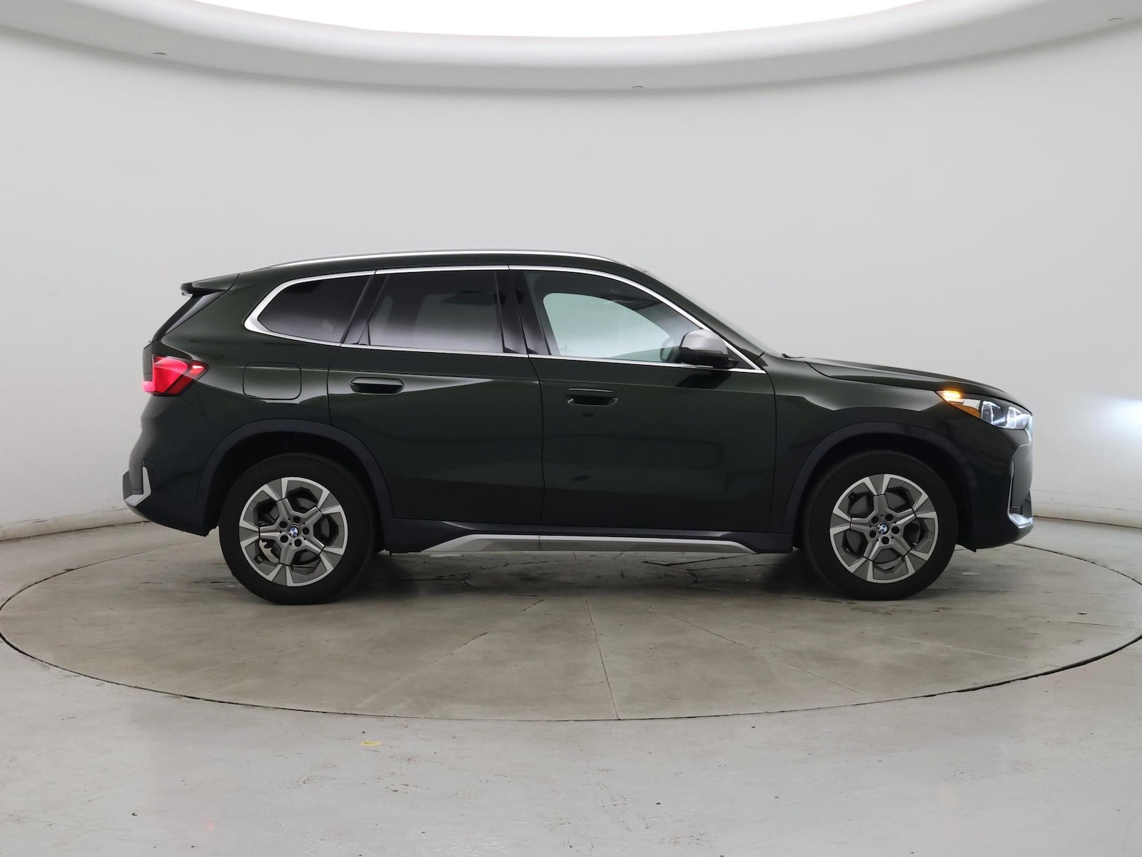 2024 BMW X1 28i - Photo 8