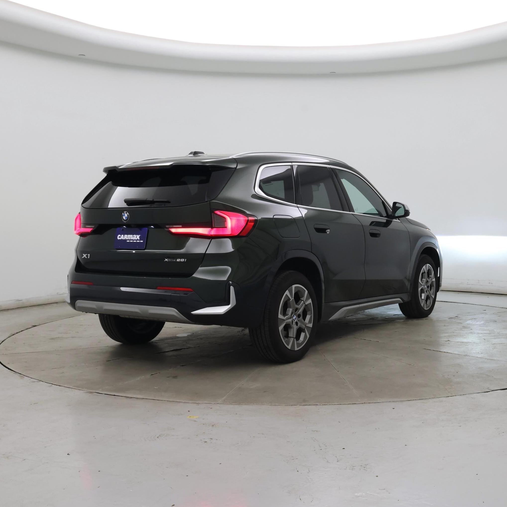 Thumbnail: 2024 BMW X1 - 8