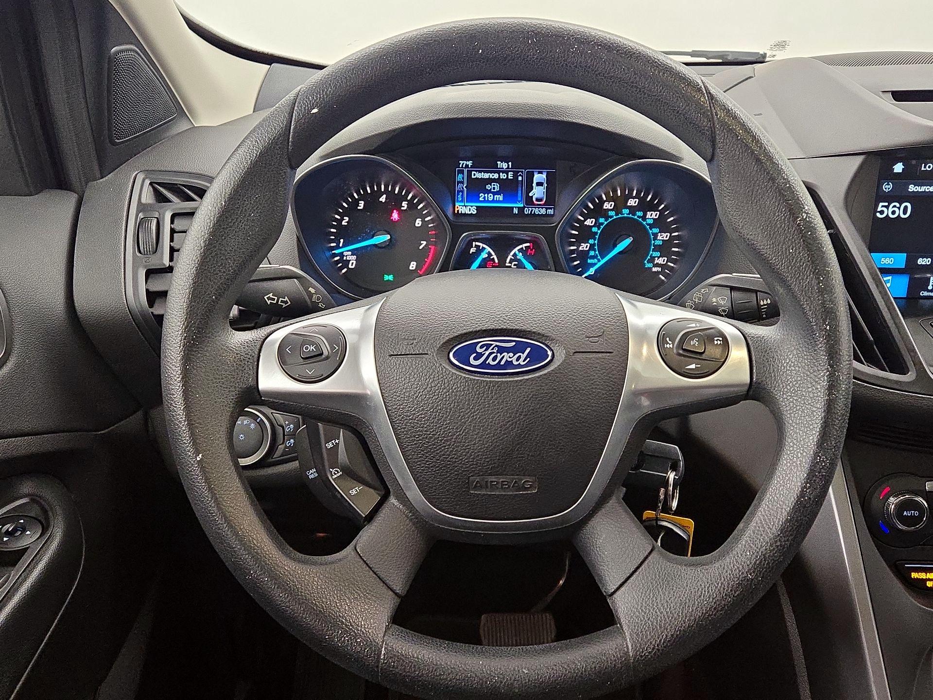 Thumbnail: 2016 Ford Escape - 10