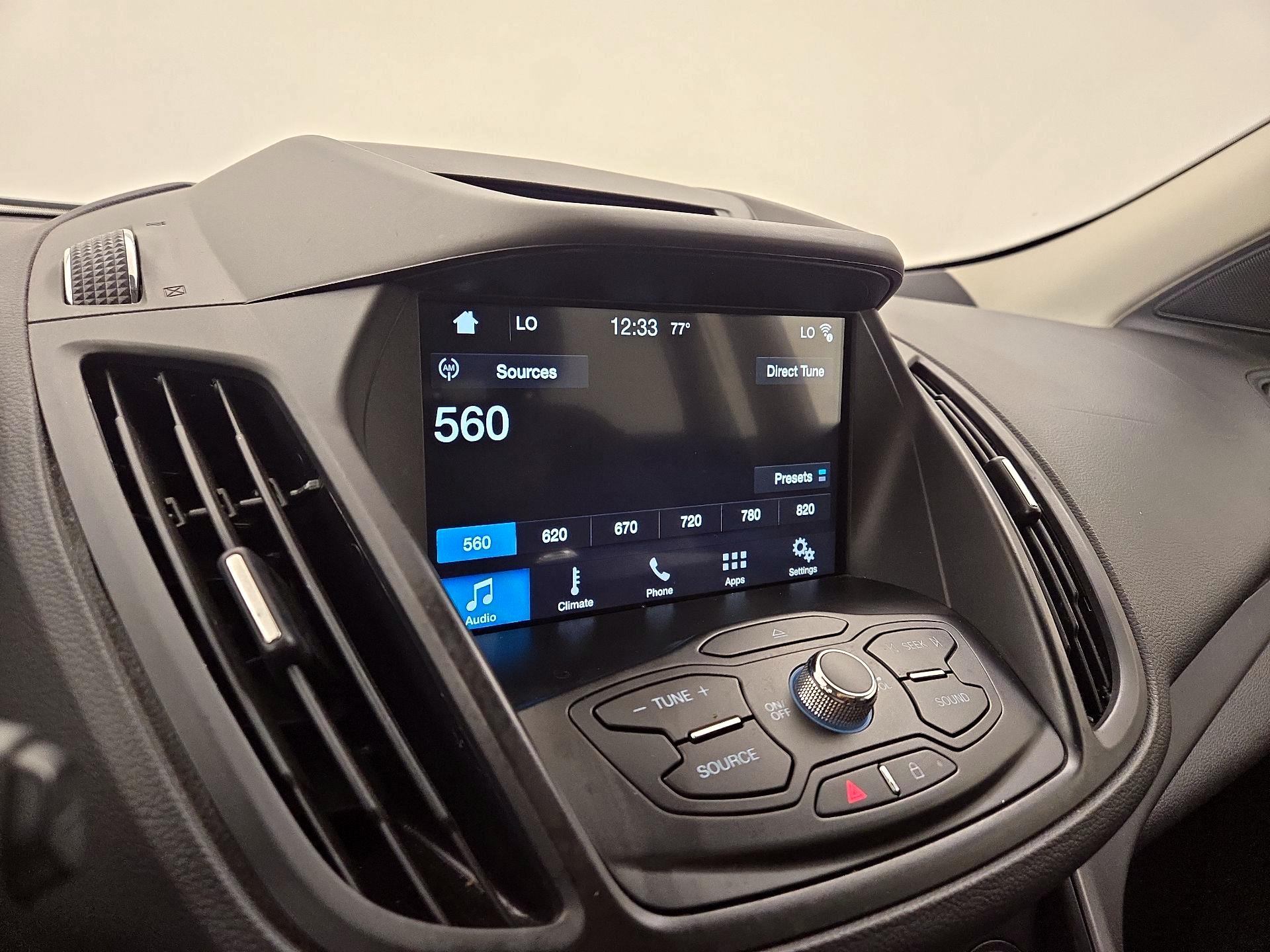 Thumbnail: 2016 Ford Escape - 15