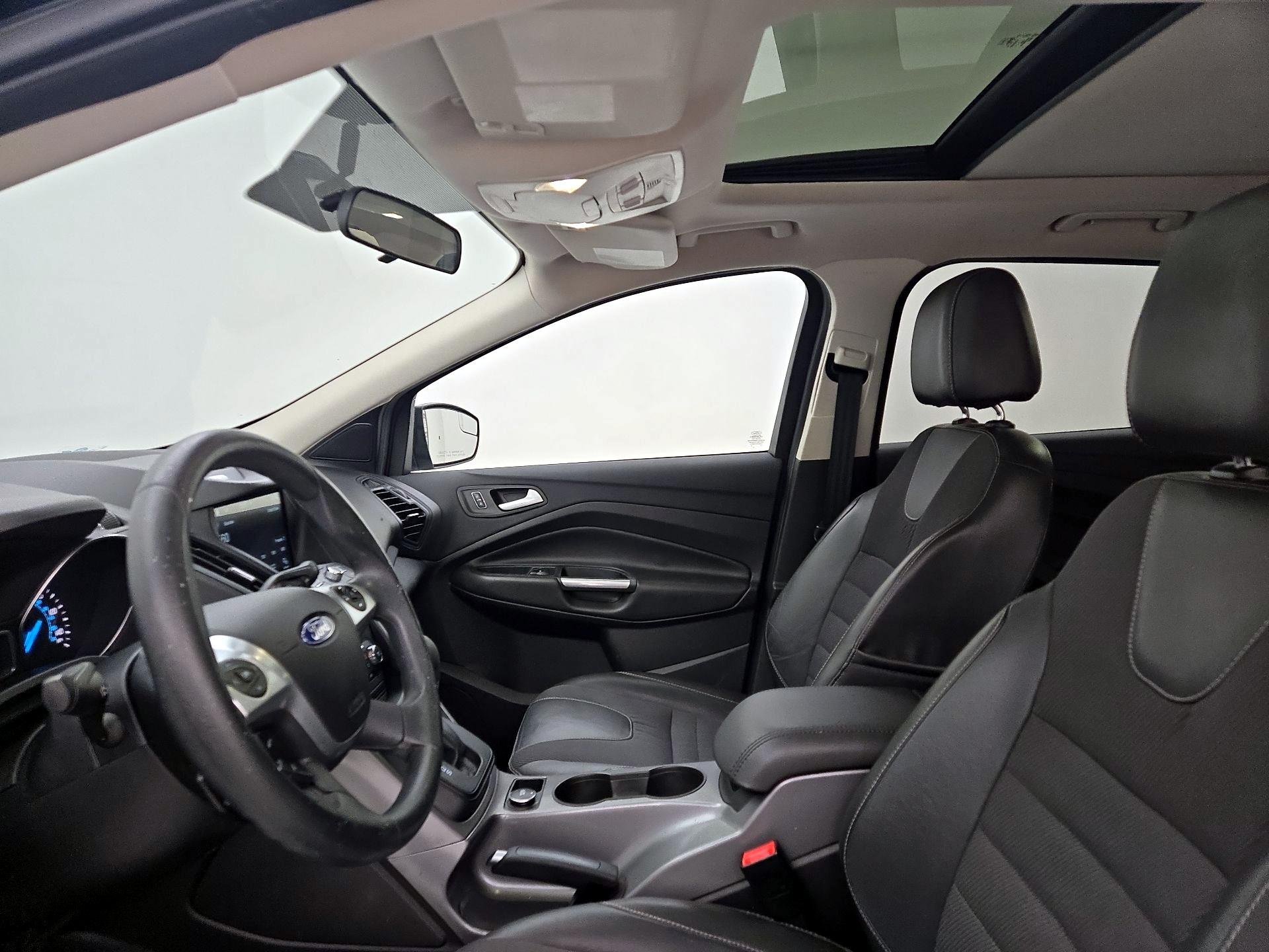 Thumbnail: 2016 Ford Escape - 19