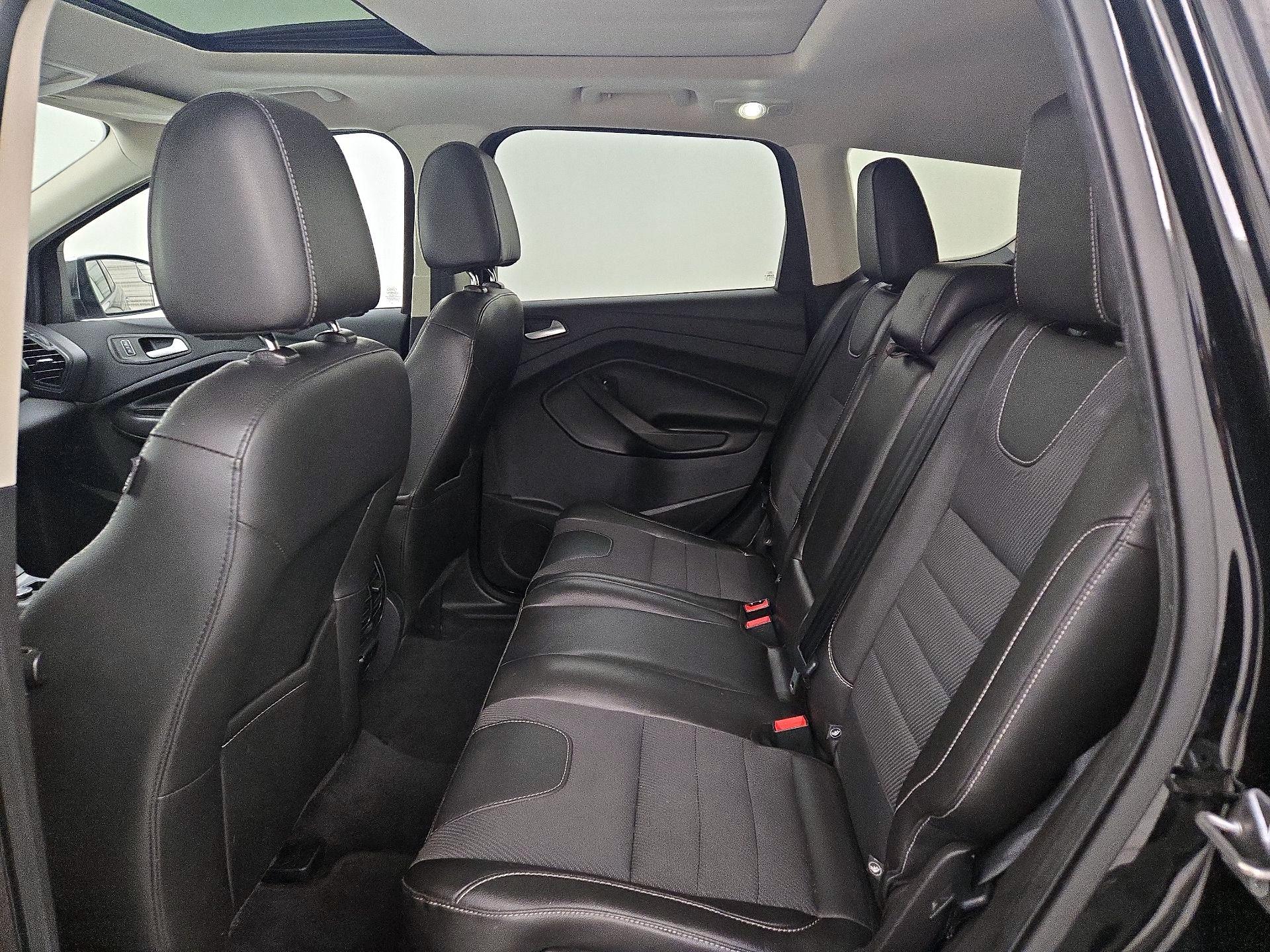 Thumbnail: 2016 Ford Escape - 20
