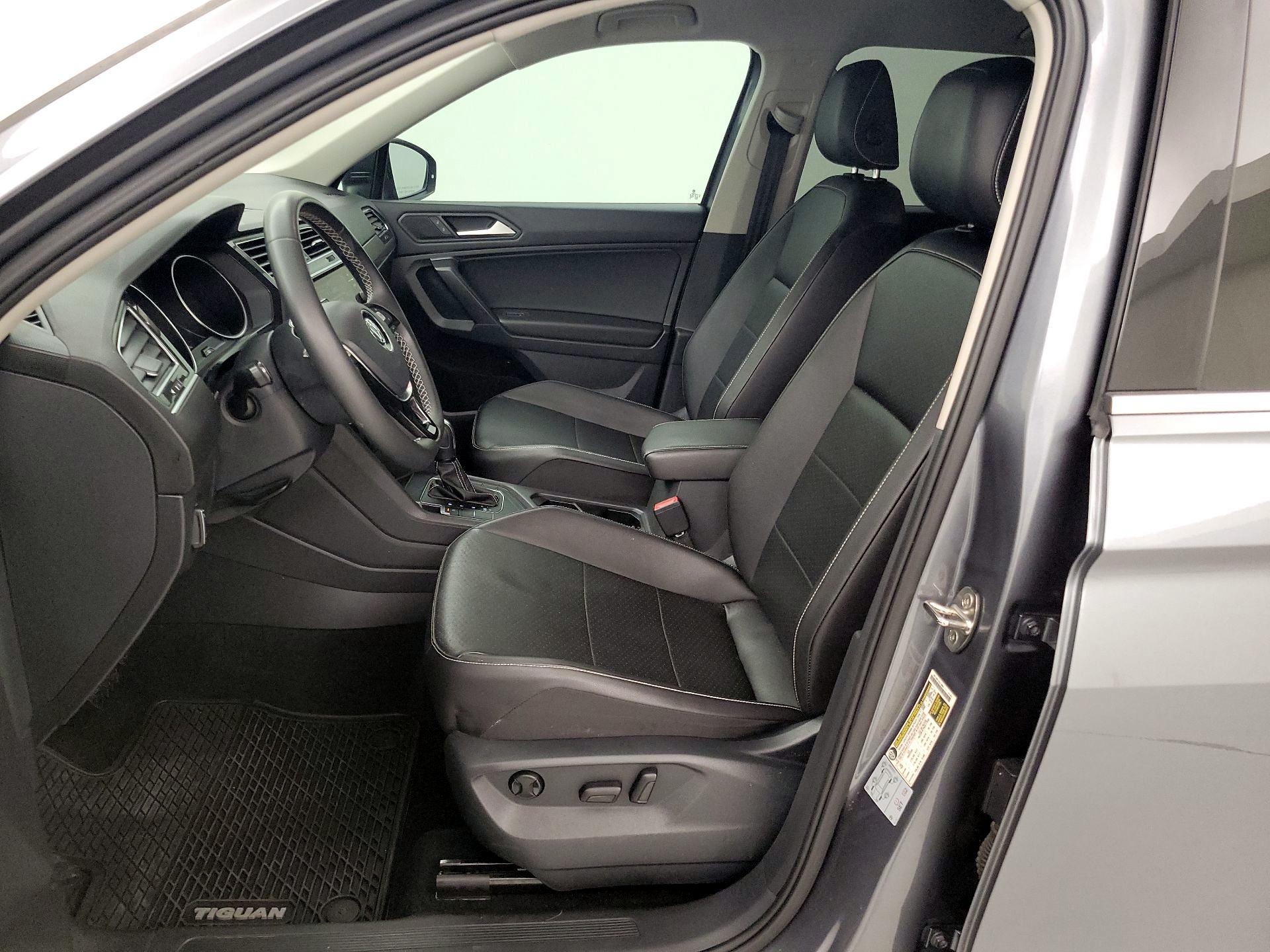 Thumbnail: 2021 Volkswagen Tiguan - 11