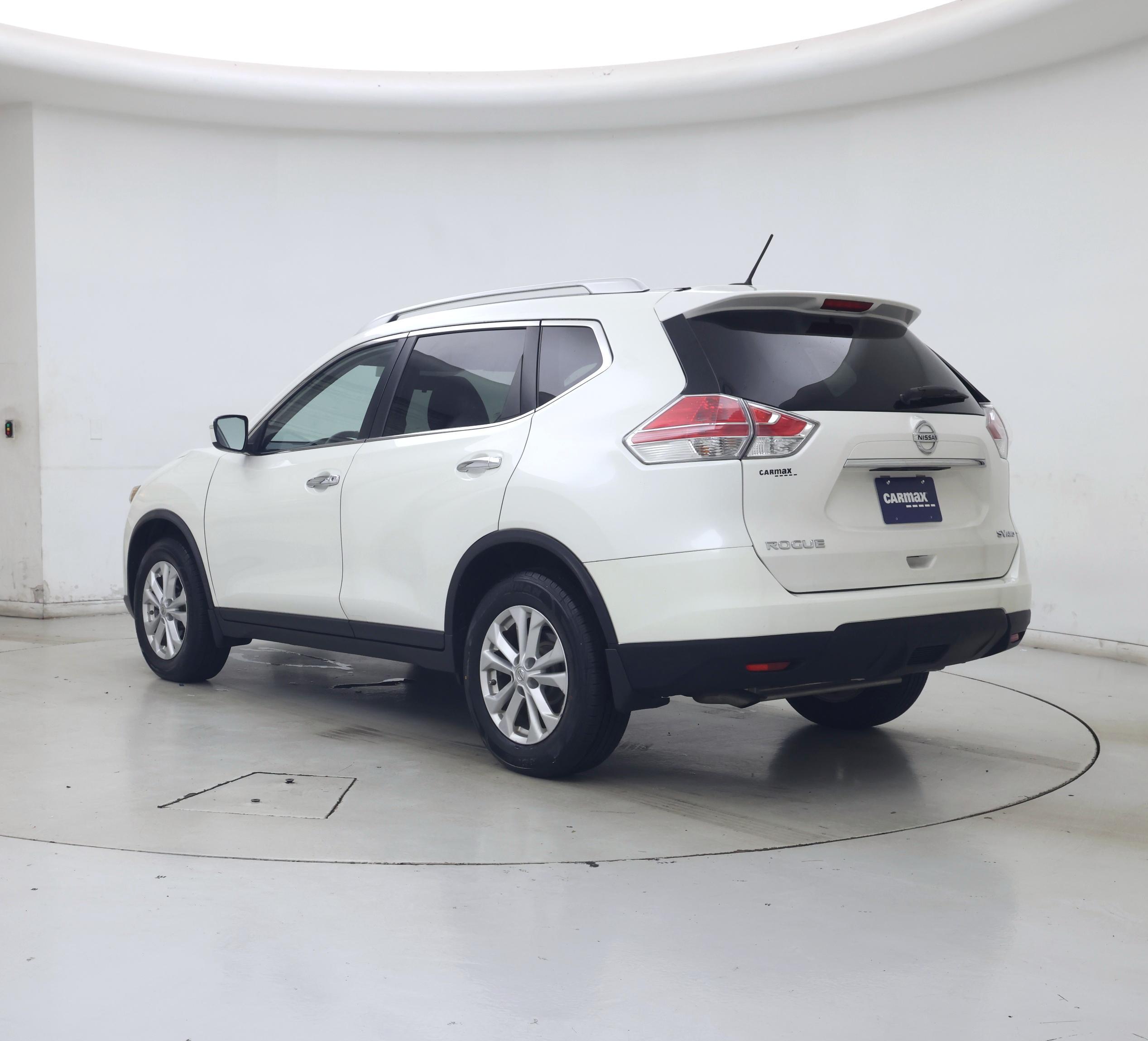 Thumbnail: 2015 Nissan Rogue - 2