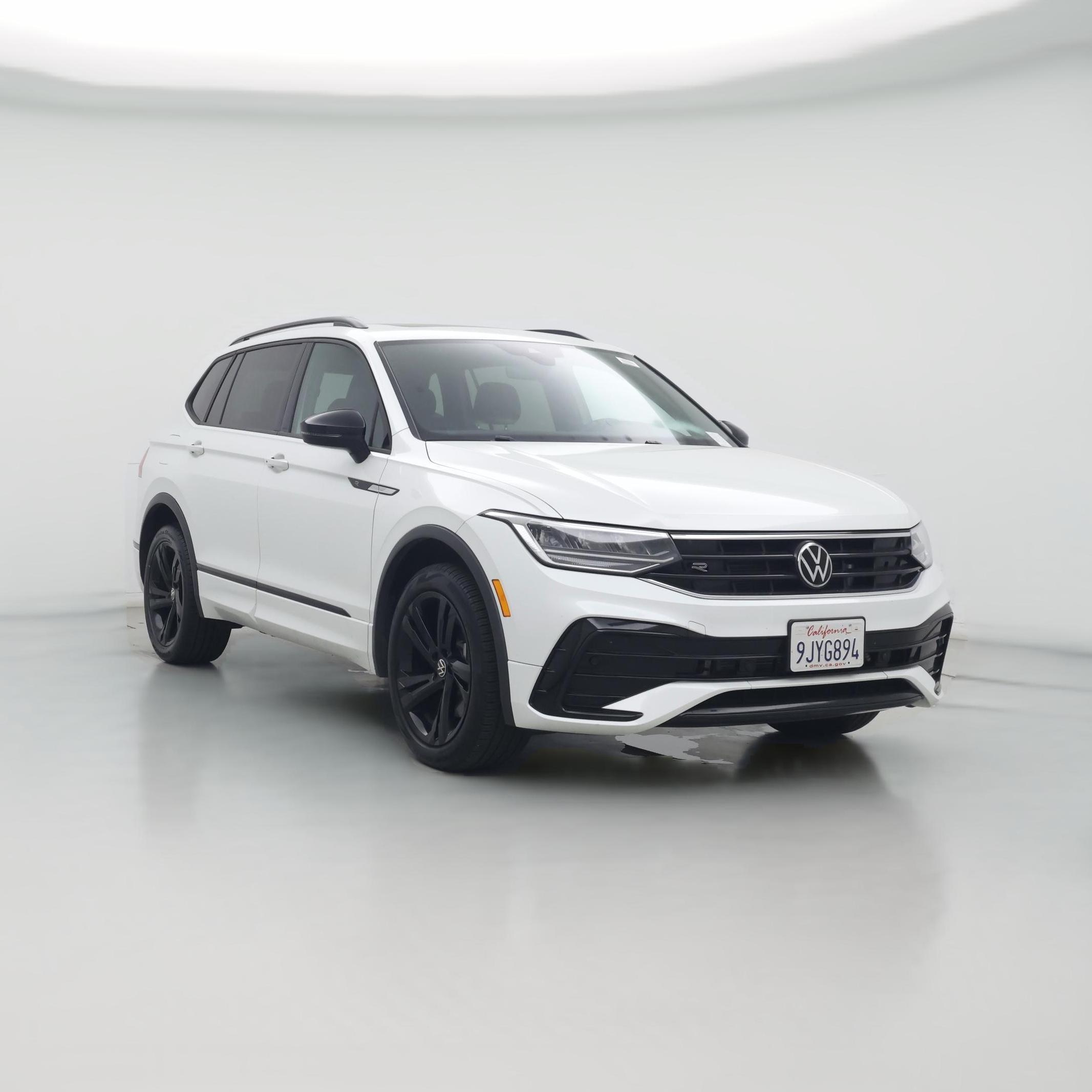 Thumbnail: 2023 Volkswagen Tiguan - 1