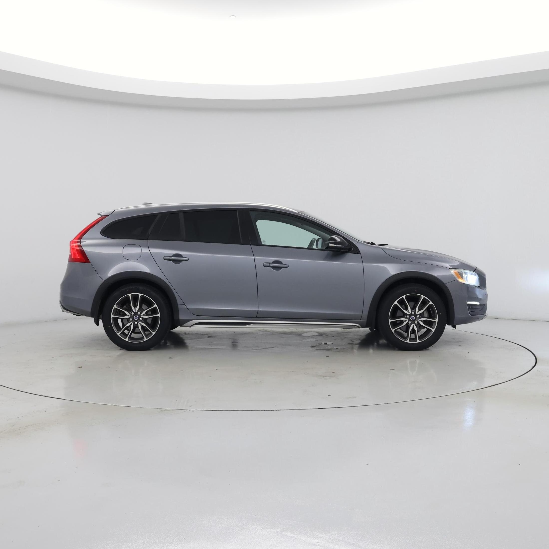 Thumbnail: 2016 Volvo S60 - 7