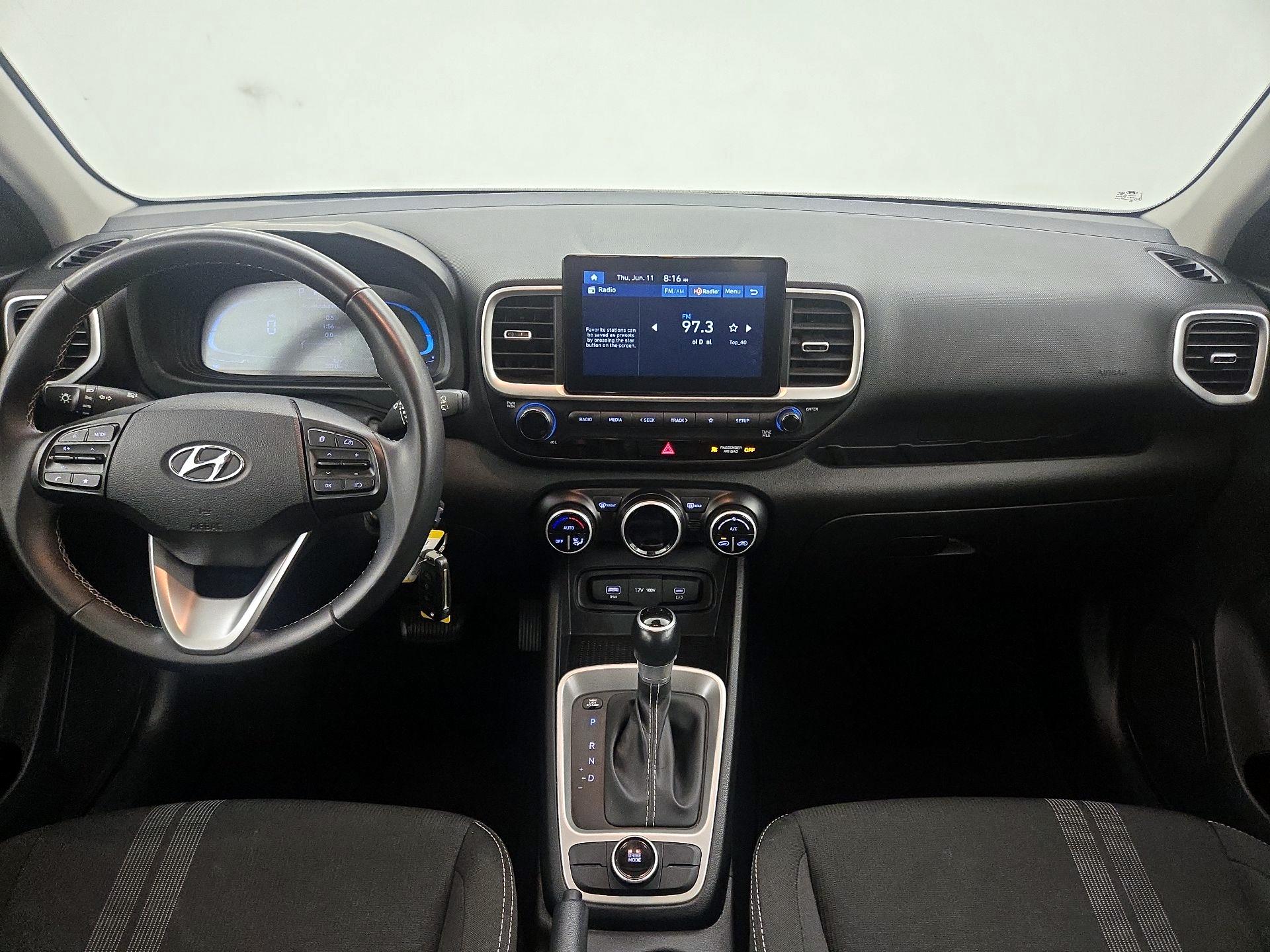 Thumbnail: 2023 Hyundai Venue - 9