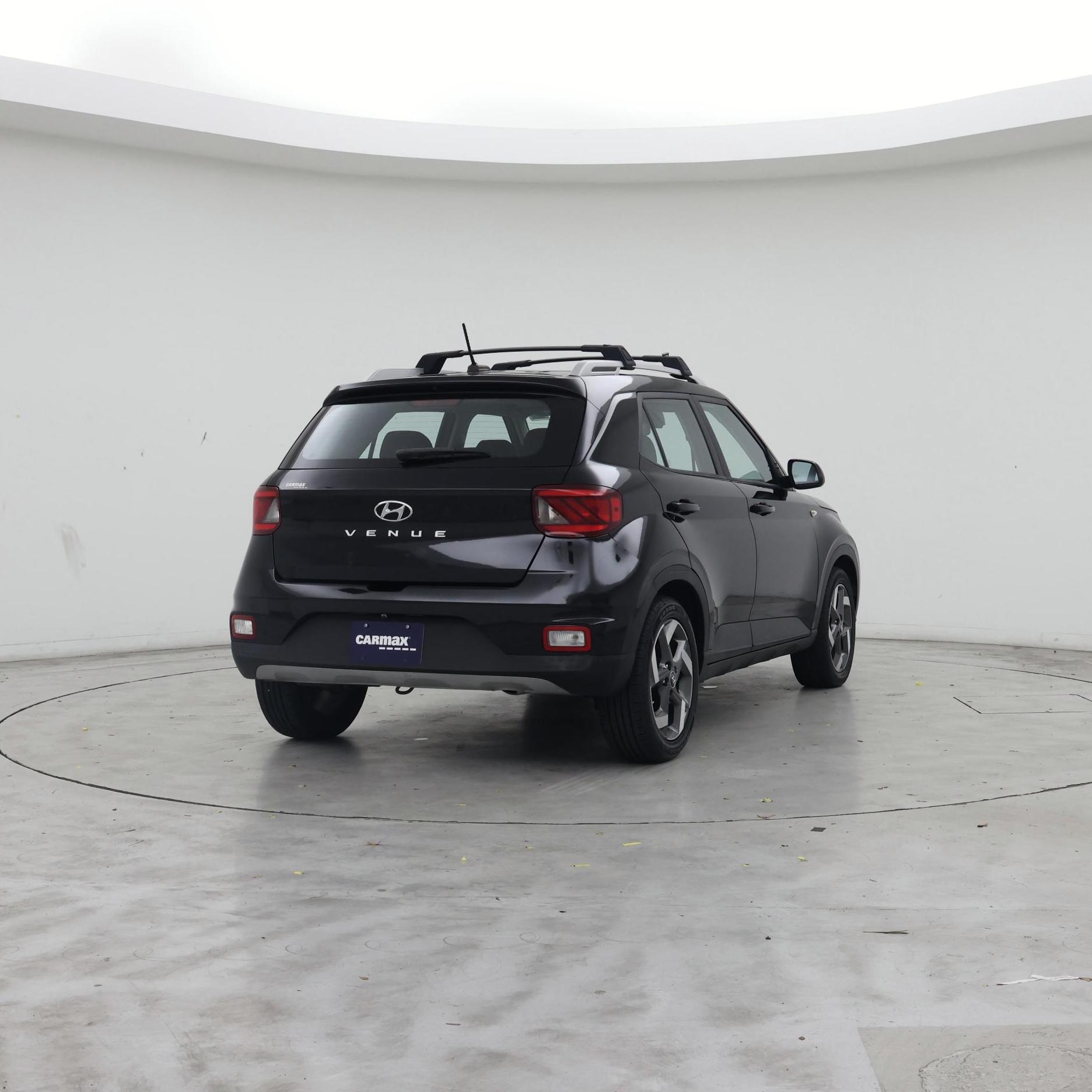 Thumbnail: 2023 Hyundai Venue - 8