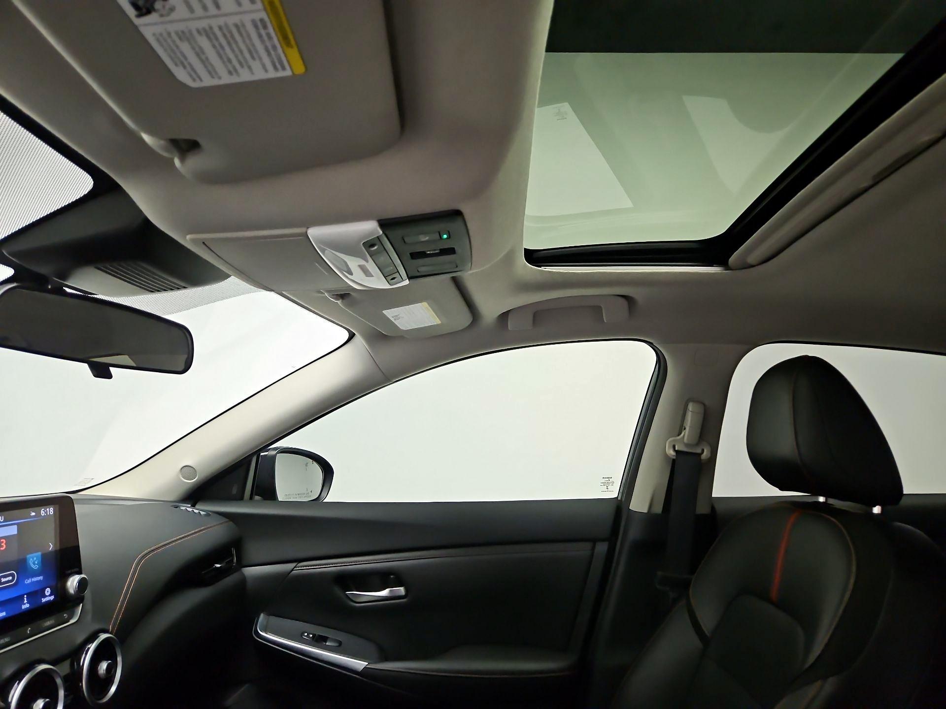 Thumbnail: 2023 Nissan Sentra - 19