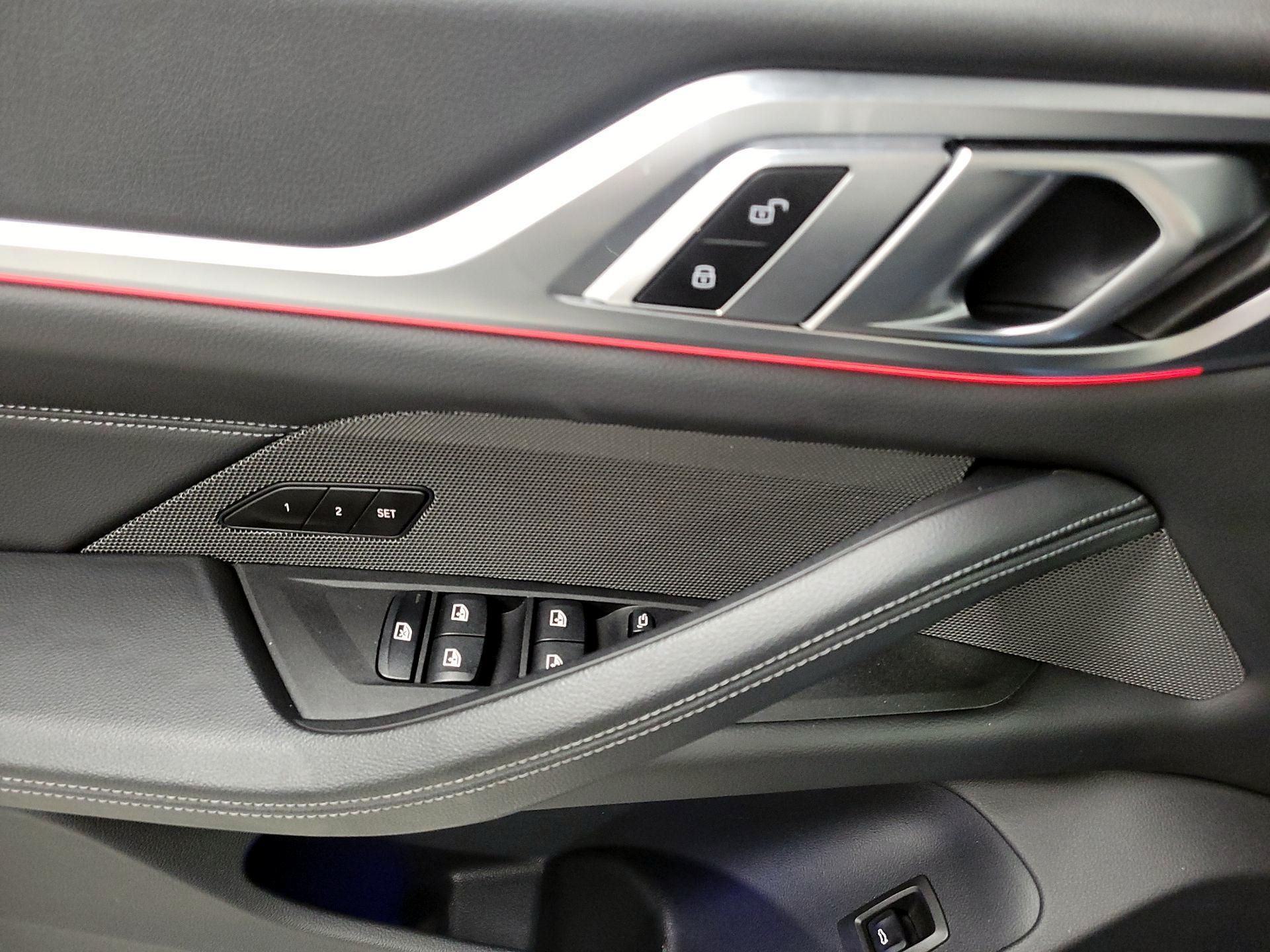 Thumbnail: 2022 BMW 4 Series - 10