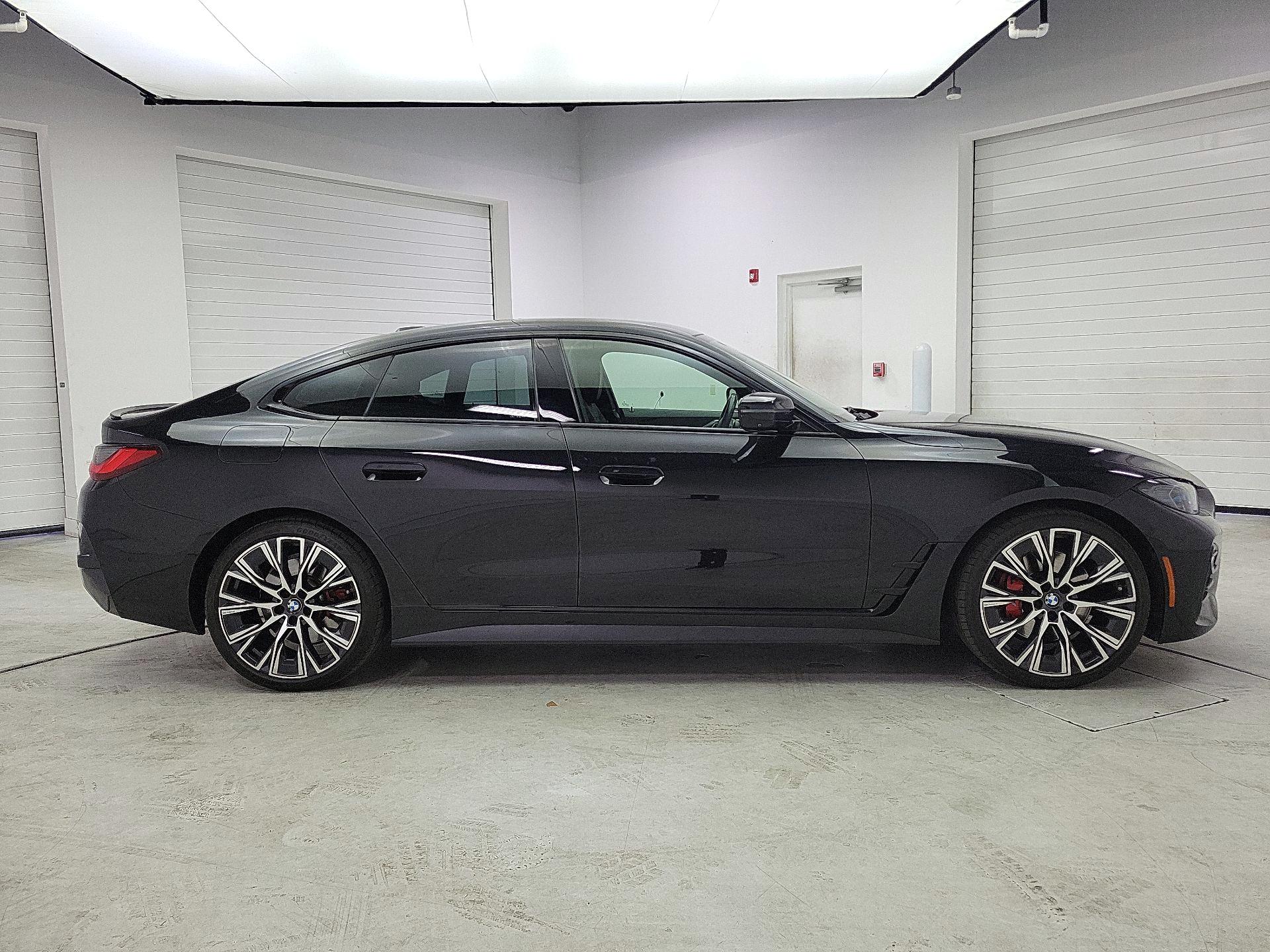 Thumbnail: 2022 BMW 4 Series - 4