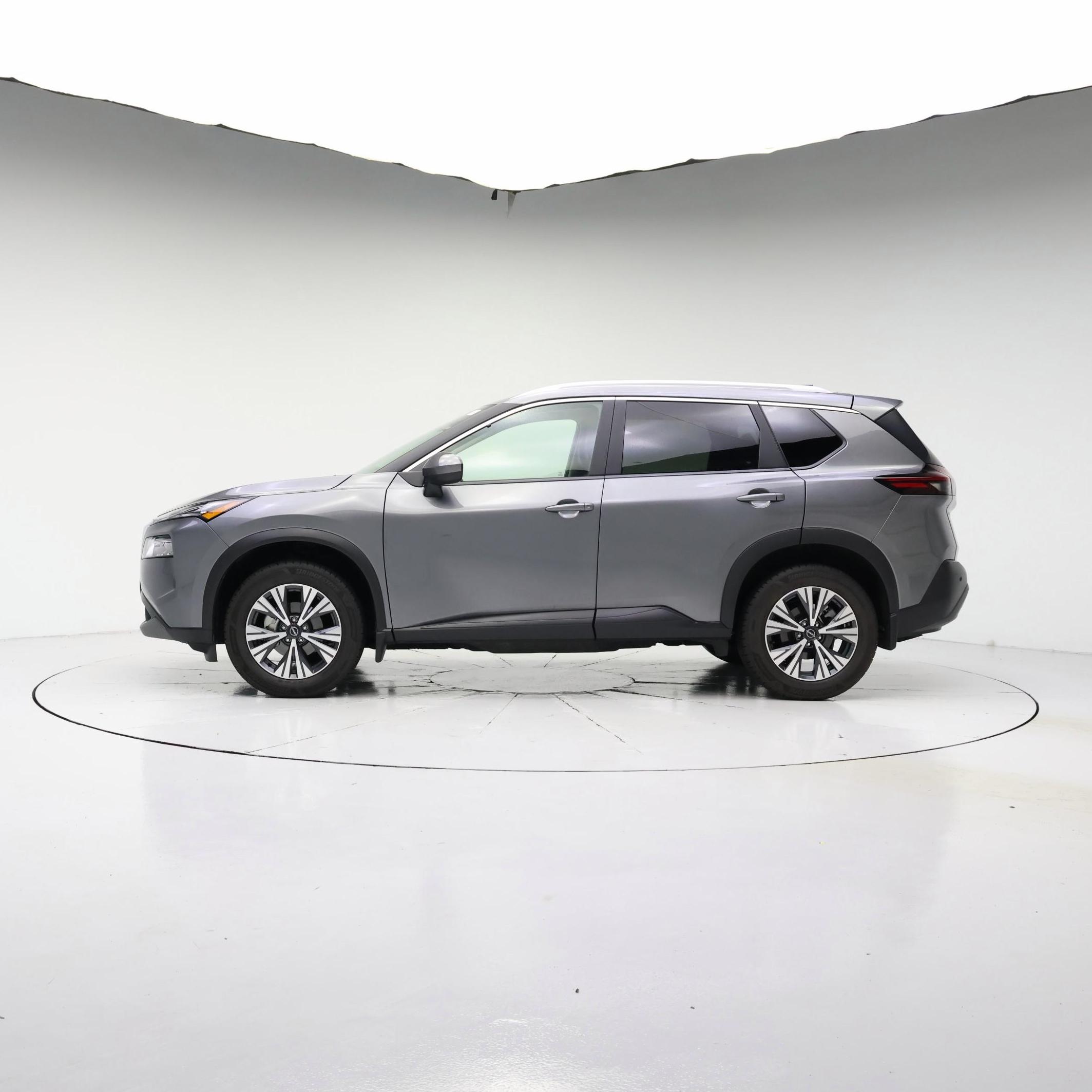 Thumbnail: 2023 Nissan Rogue - 3