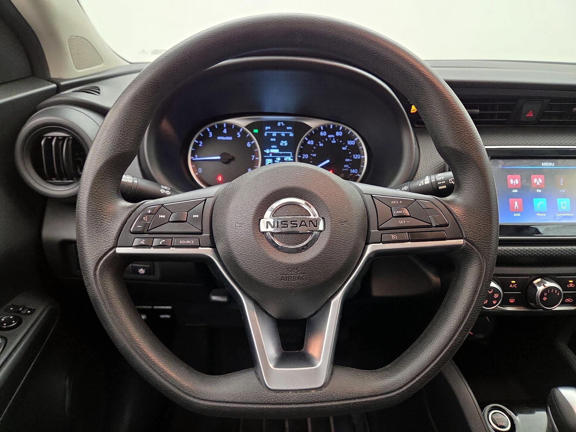 Thumbnail: 2021 Nissan Kicks - 10