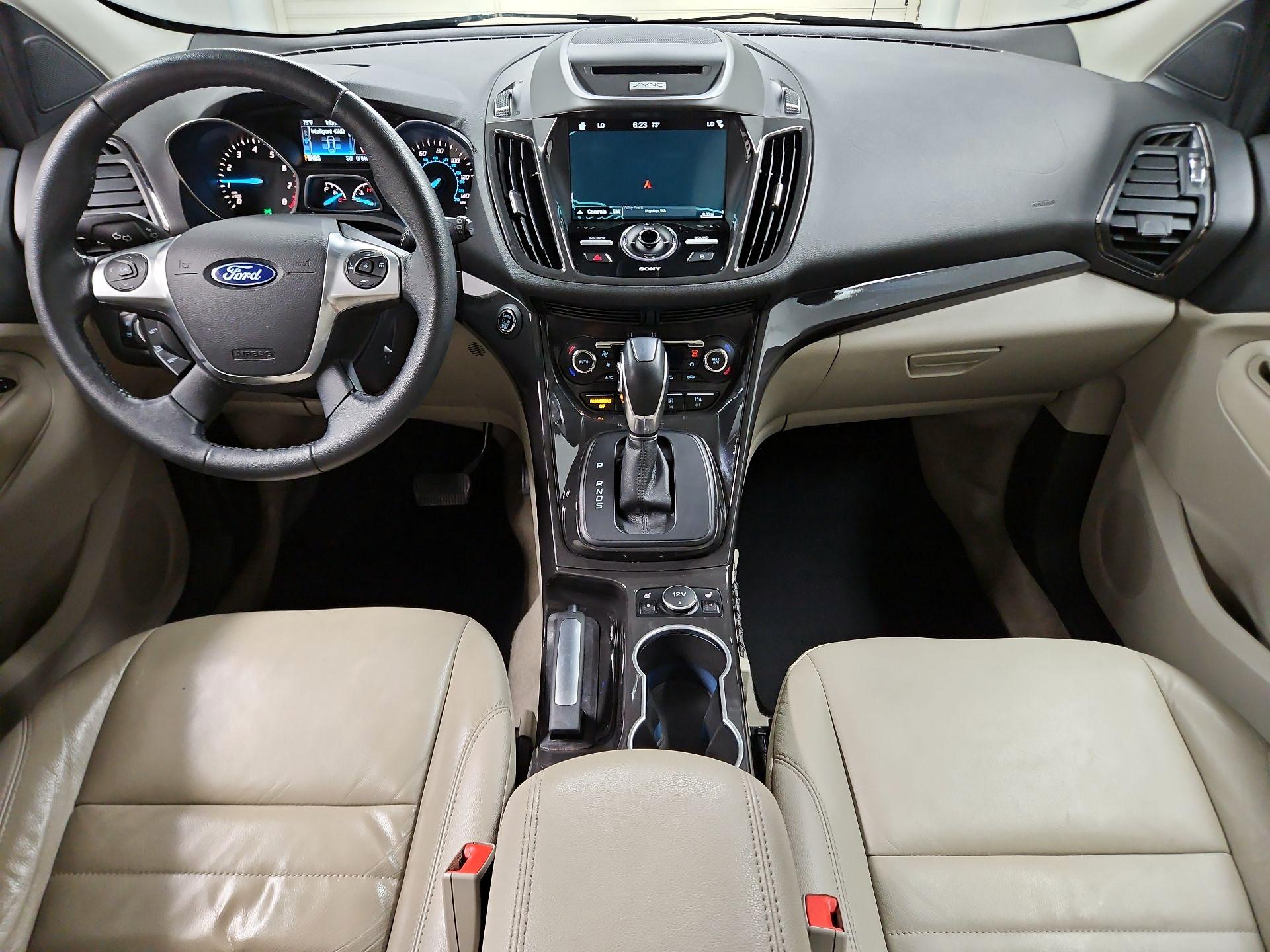 Thumbnail: 2016 Ford Escape - 9