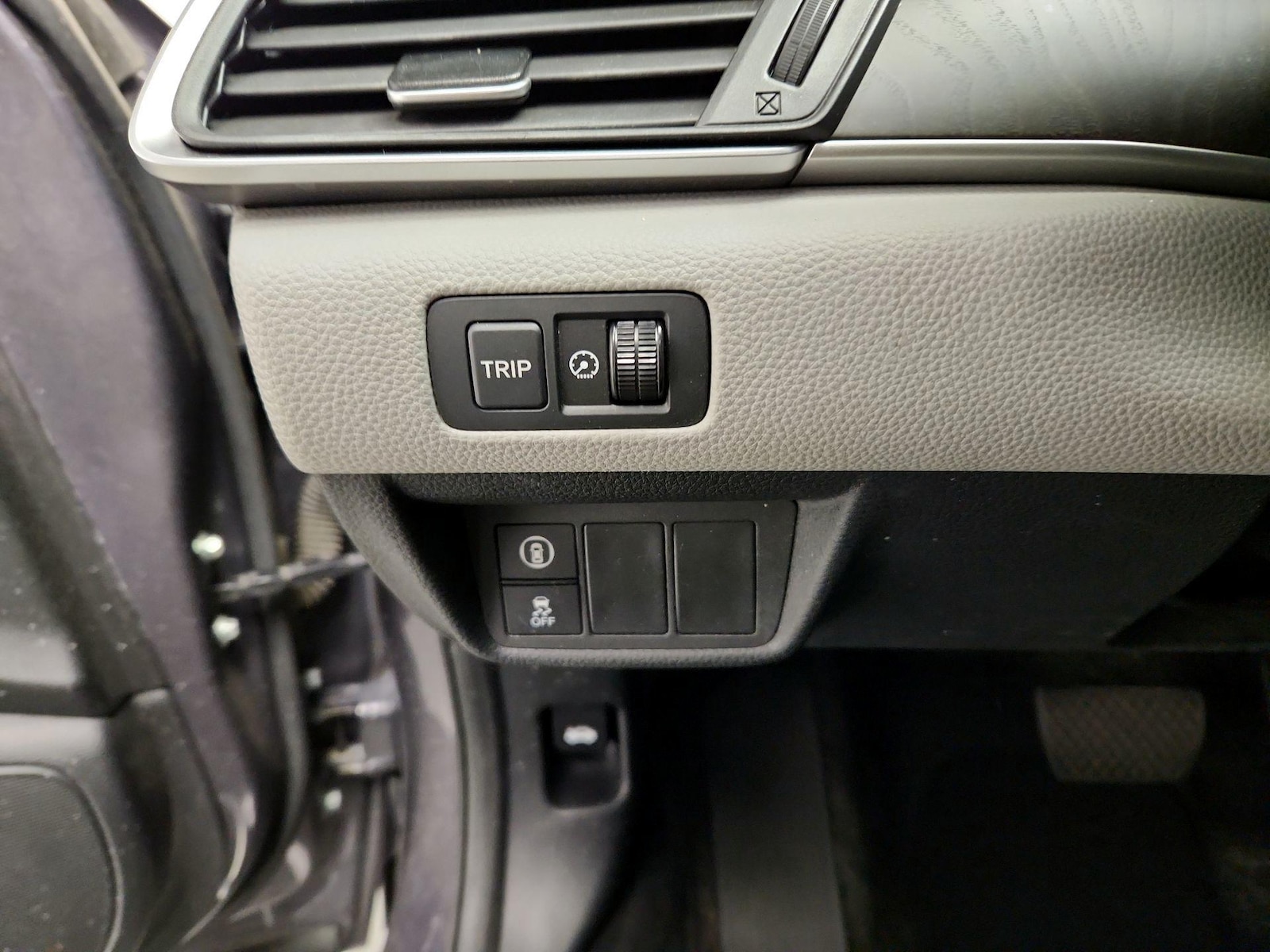2018 Honda Accord EX - Photo 14
