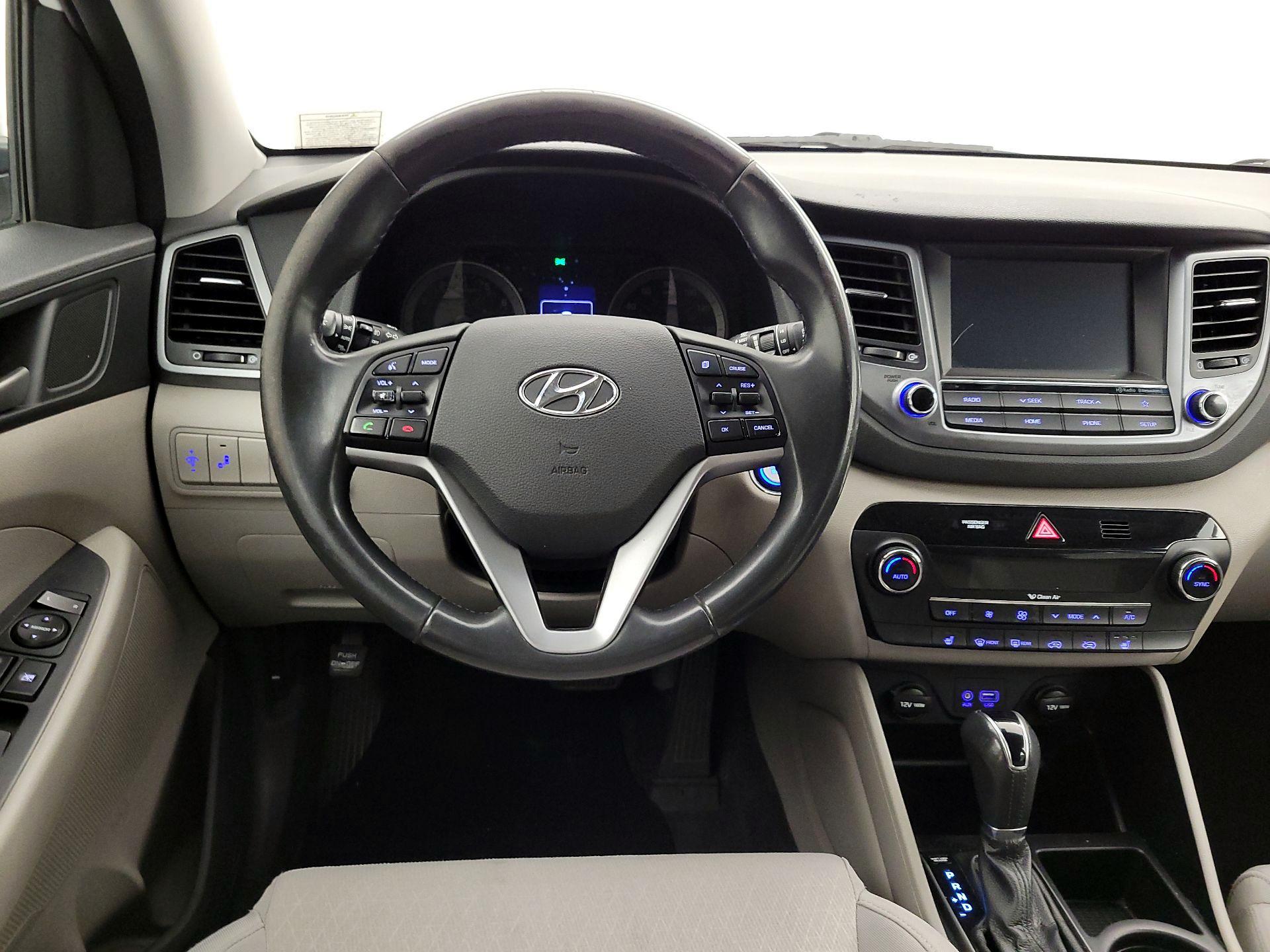 Thumbnail: 2018 Hyundai Tucson - 10