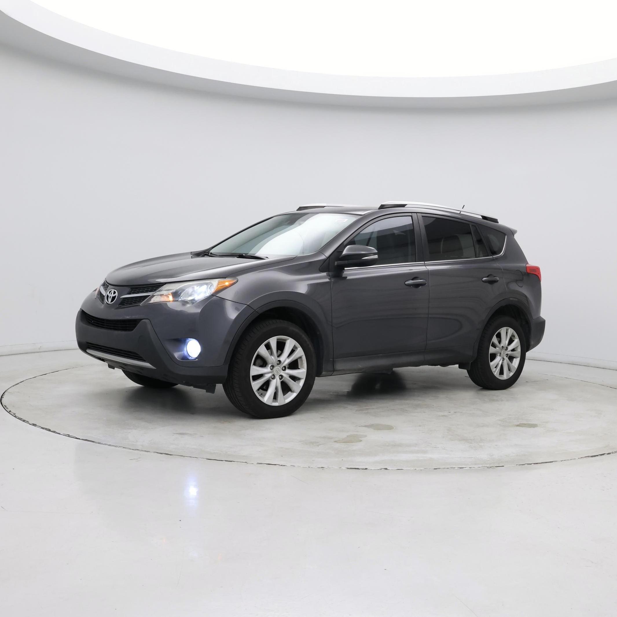 Thumbnail: 2015 Toyota RAV4 - 3